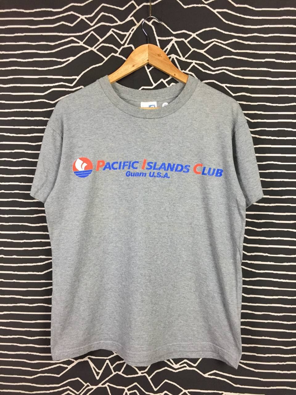 Vintage Vtg PC America Pacific Islands Club Guam U.S.A Tee Size US M / EU 48-50 / 2 - 2 Thumbnail