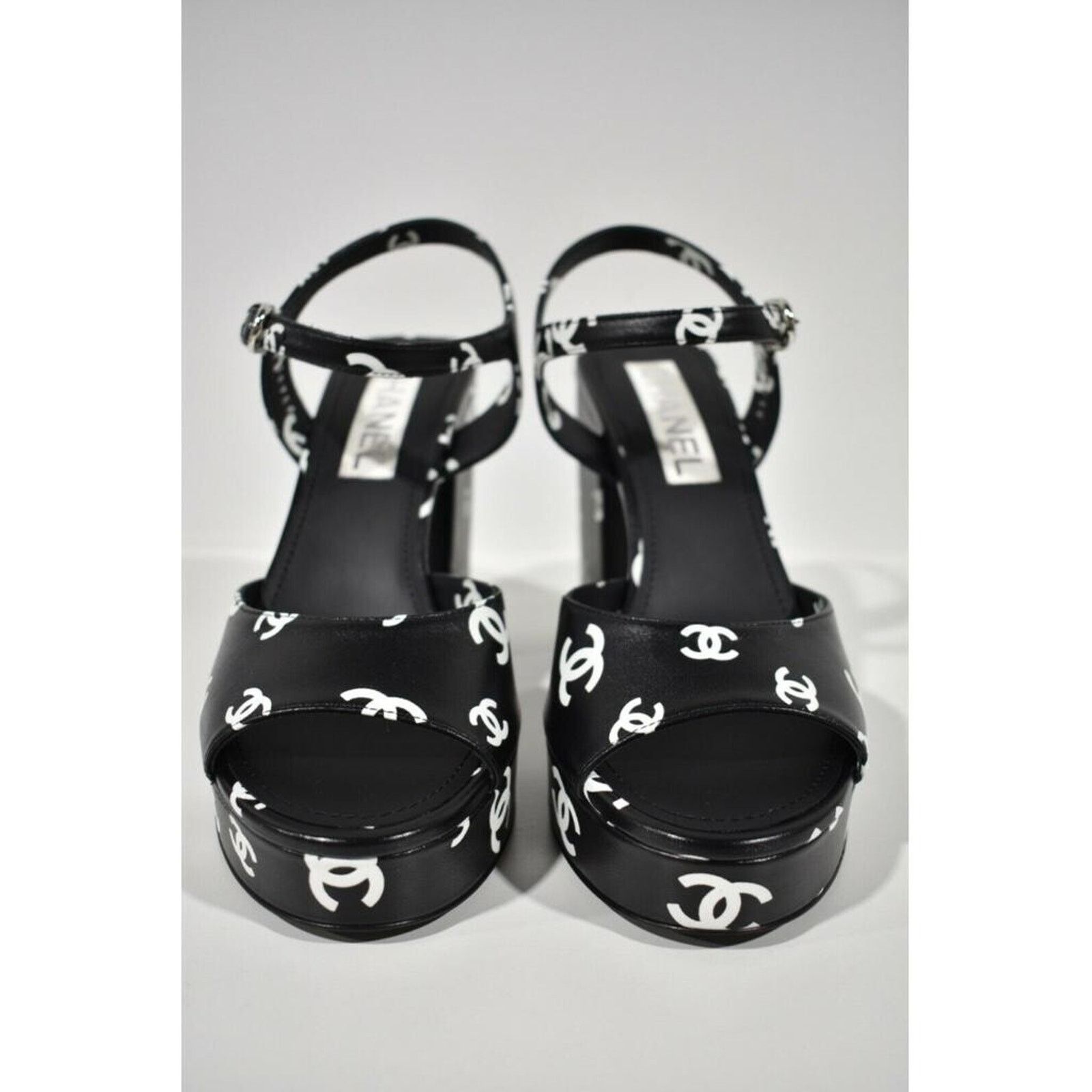 Chanel Chanel Lambskin CC Logo Platform Strap Block Heel Sandal 42 Size US 12 / IT 42 - 5 Thumbnail