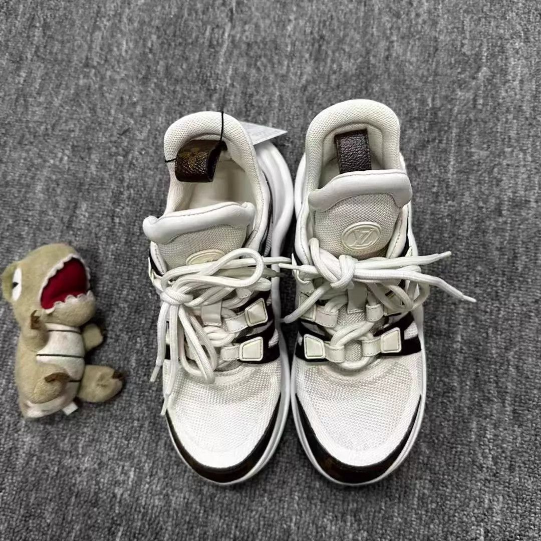 Louis Vuitton LV white Monogram dad shoe 35 Size US 4.5 / IT 34.5 - 4 Thumbnail