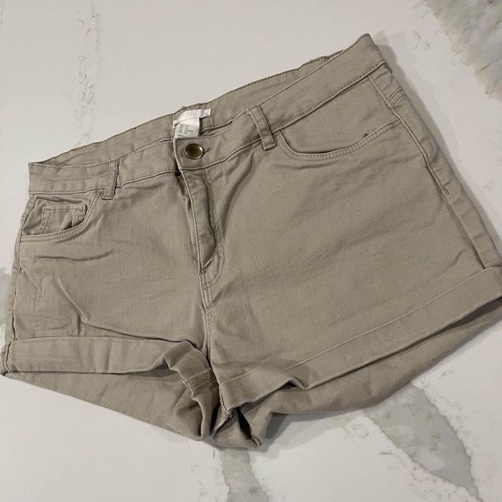 H&M H&M Khaki Beige Denim Shorts Stretch Cuffed Hem Women's 10 Size 32" / US 10 / IT 46 - 2 Thumbnail