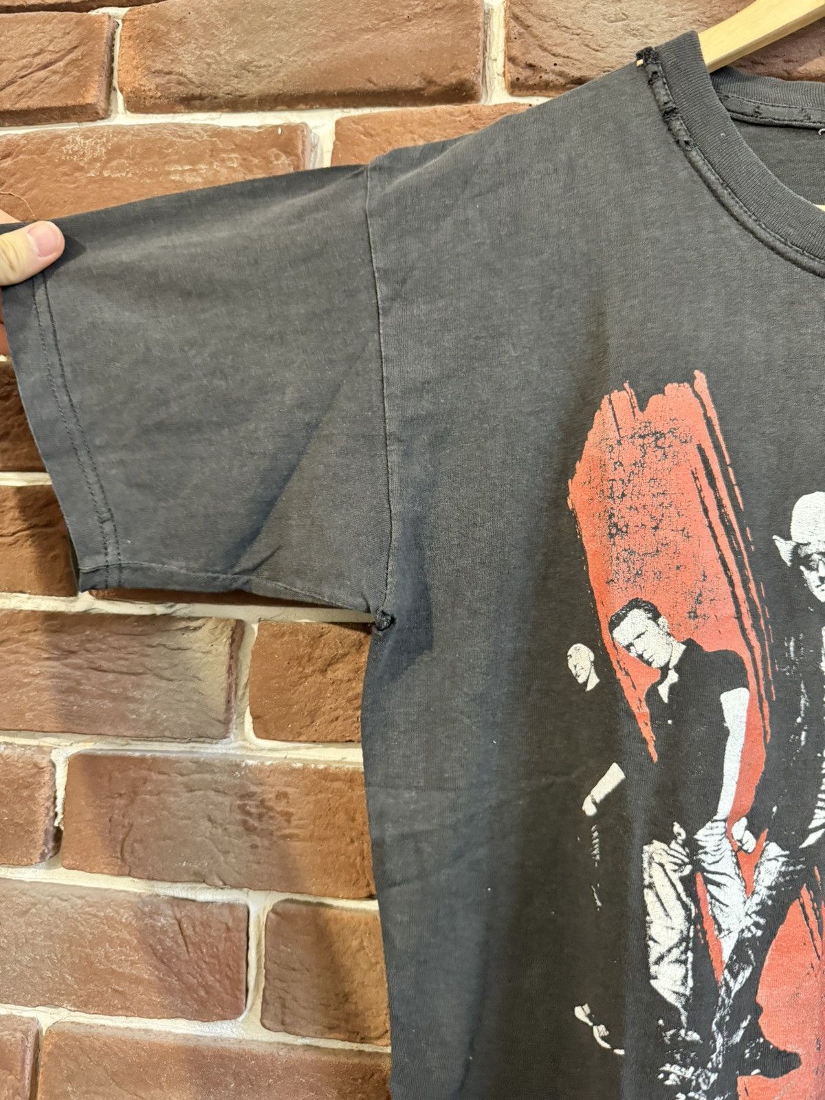 Band Tees VINTAGE Rare 00s U2 new wave Tour Photo Band Tee Size US M / EU 48-50 / 2 - 6 Thumbnail