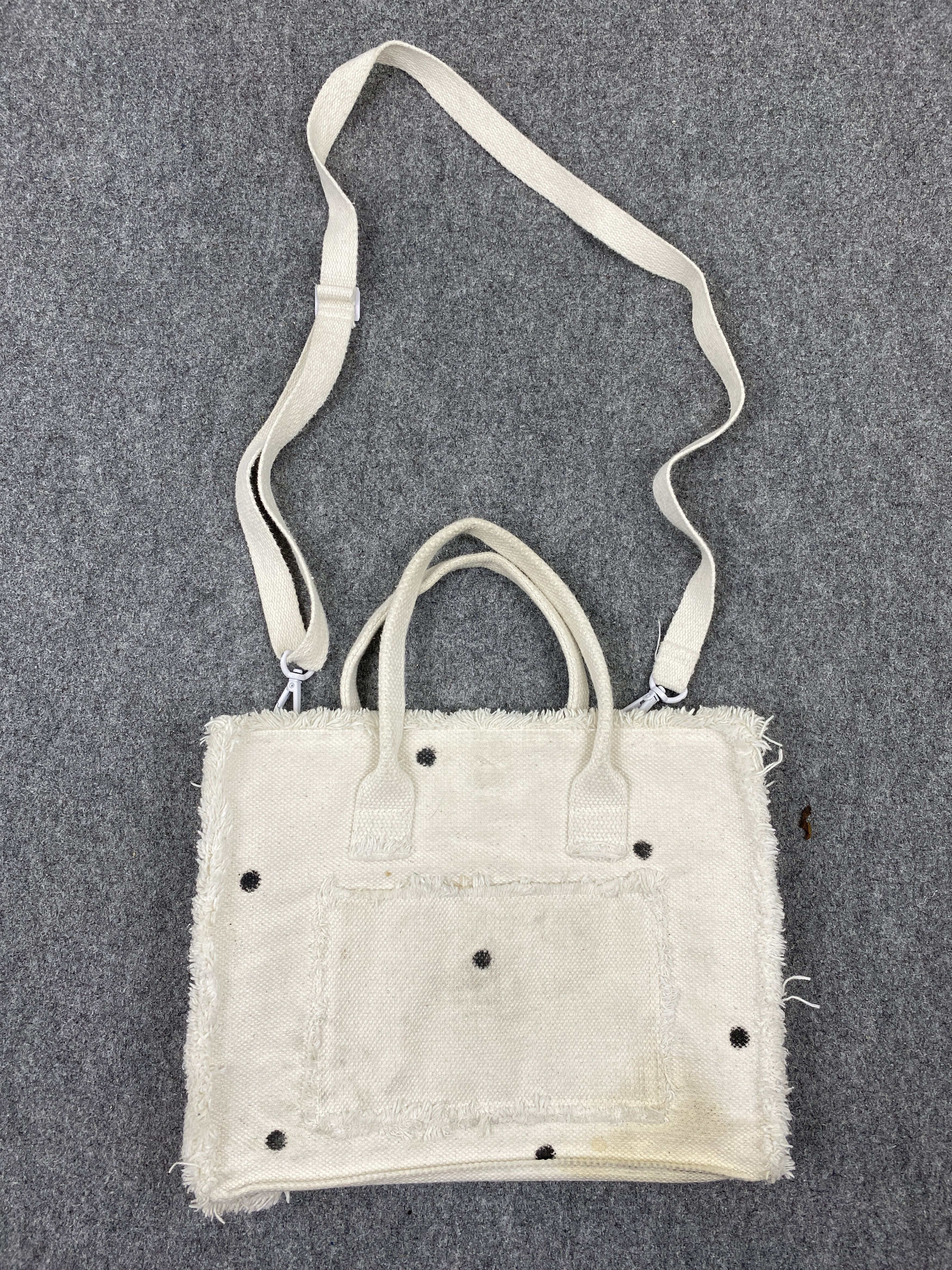 Japanese Brand Vintage Japanese Brand Polka Dot Handbag BG0186 Size ONE SIZE - 7 Thumbnail