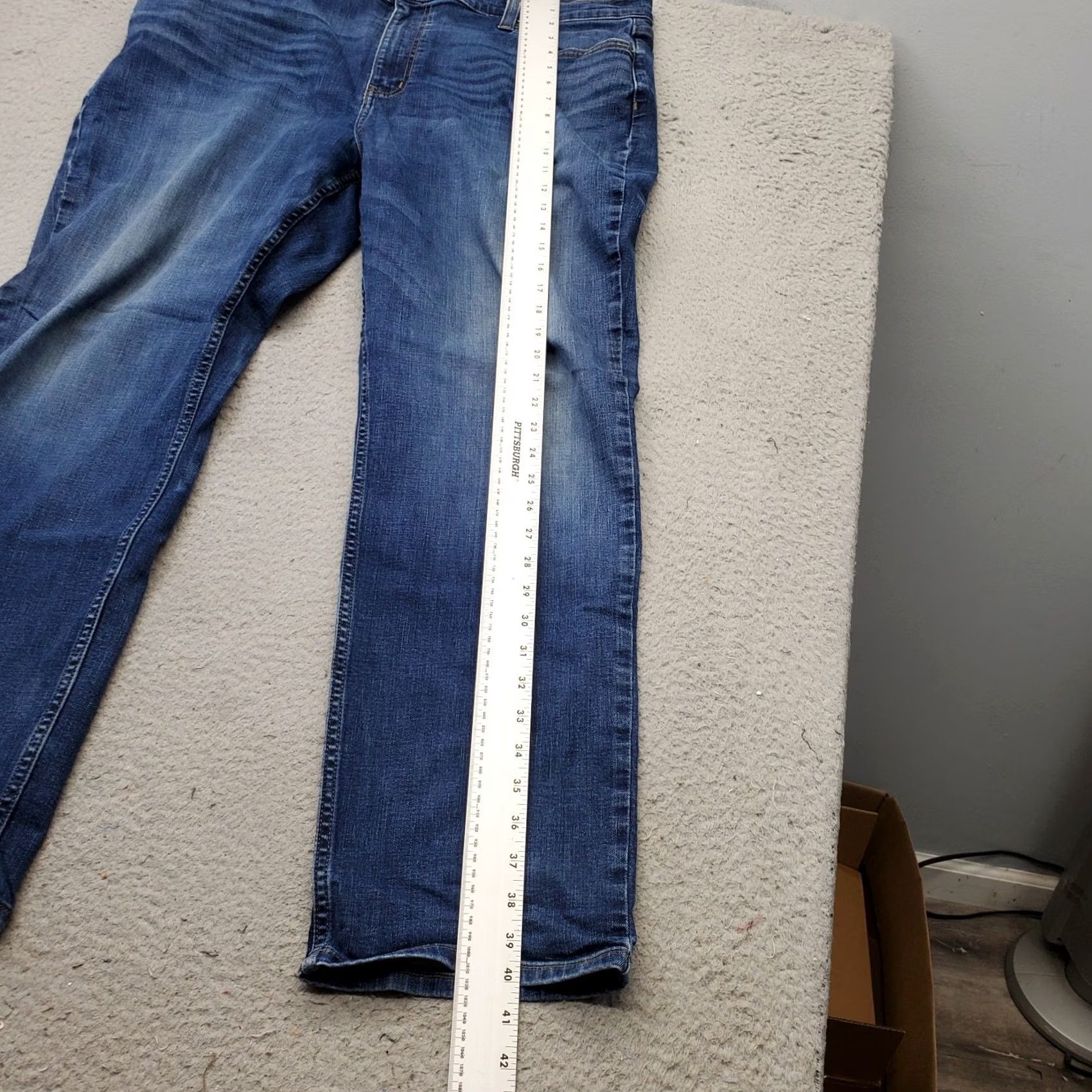Vintage L.L. Bean Mens 42x30 Blue Denim Stretch Straight Jeans Size 42 Regular Vintage? No Size US 42 / EU 58 - 4 Thumbnail
