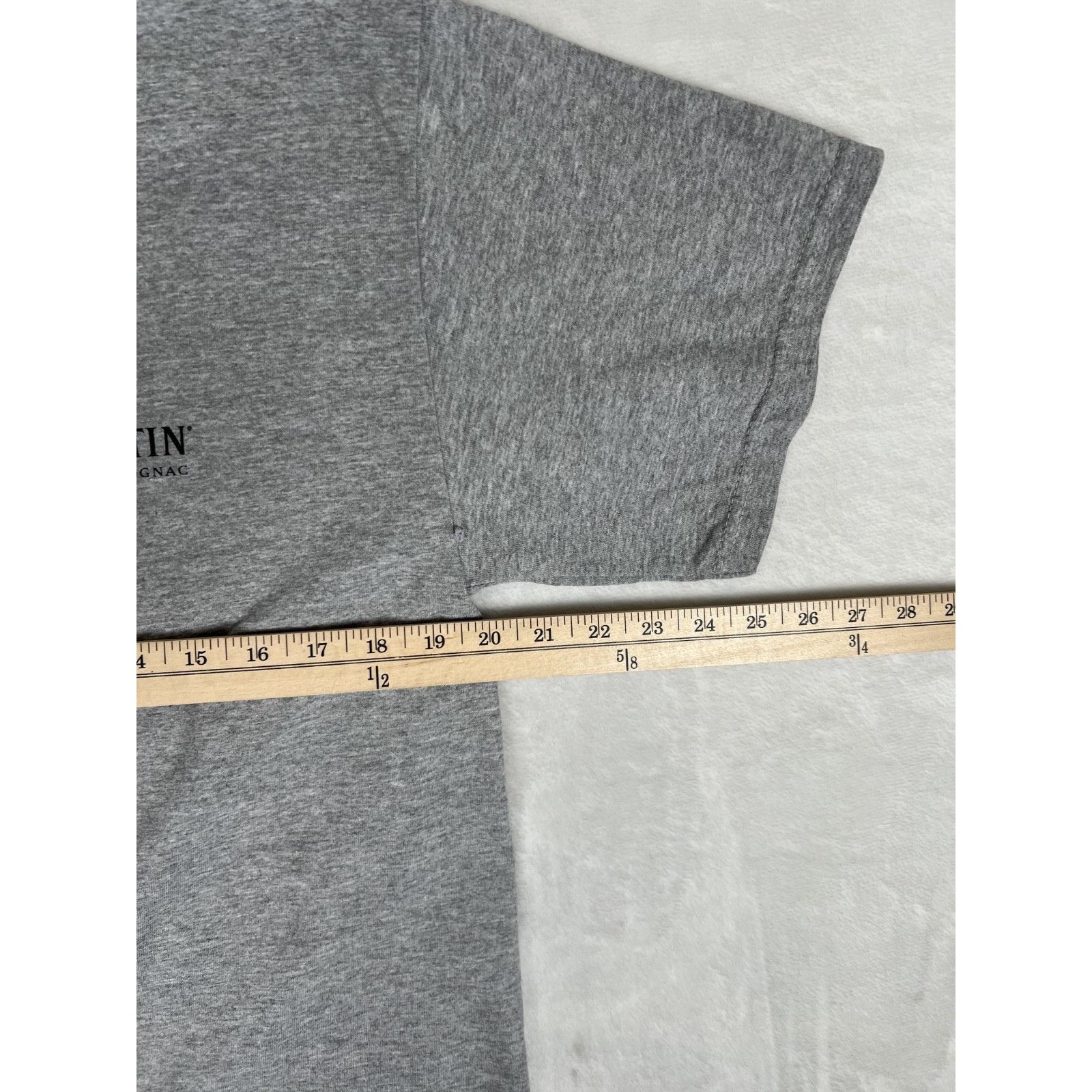 Gildan Vintage Remy Martin T-Shirt Size Large Gray Promo Y2K Size US L / EU 52-54 / 3 - 5 Thumbnail