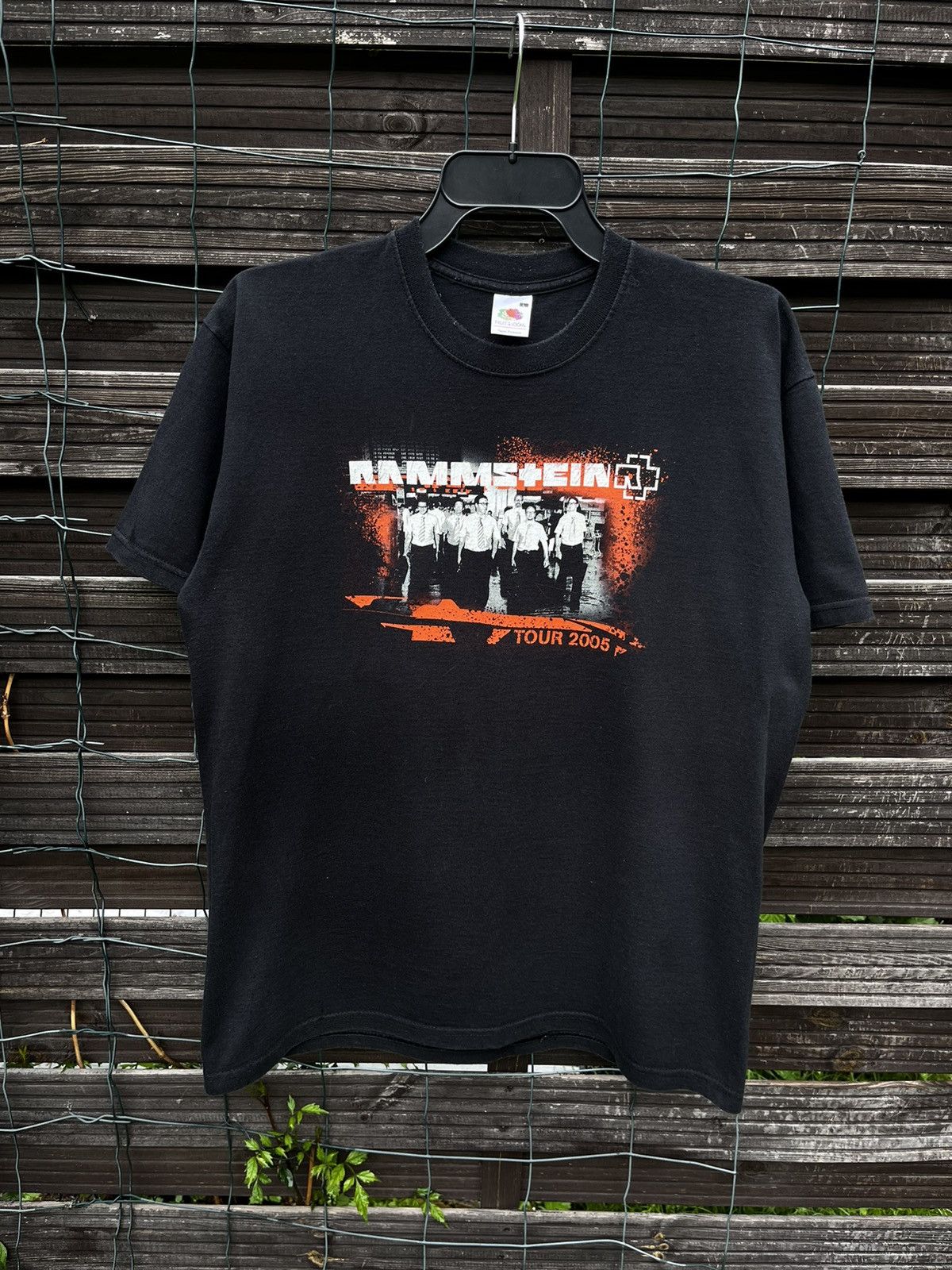 Band Tees × Vintage 🎸 Vintage Rammstein Band Tour T - Shirt 2005 Size US L / EU 52-54 / 3 - 1 Thumbnail