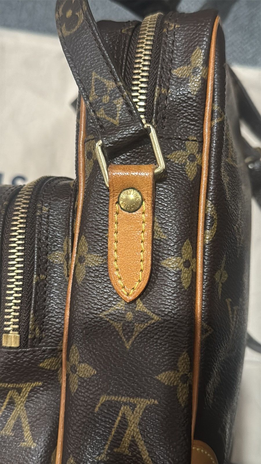 Louis Vuitton Louis Vuitton Canvas Monogram Amazon Crossbody Bag Size ONE SIZE - 13 Thumbnail