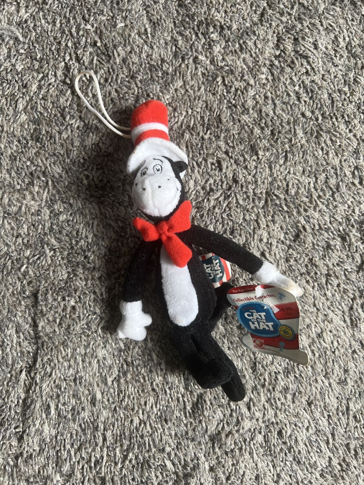 Universal Studios 2003 Dr. Seuss’ The Cat In The Hat Collectible Characters Size ONE SIZE - 1 Thumbnail