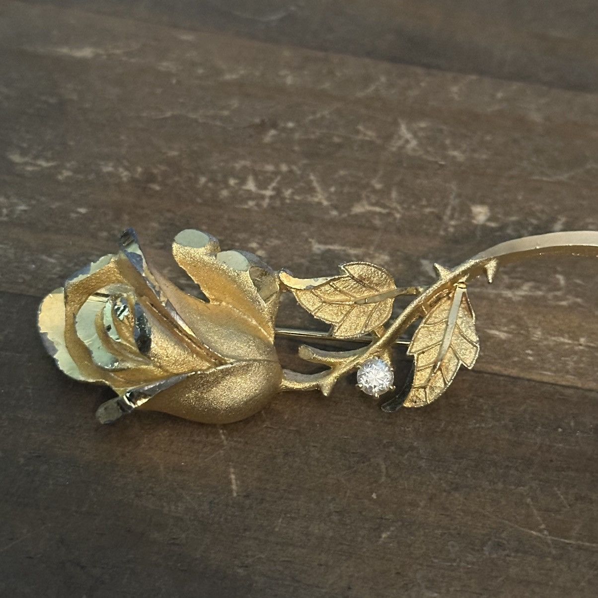 Vintage Vintage Diamond cut golden rose brooch Size ONE SIZE - 4 Thumbnail
