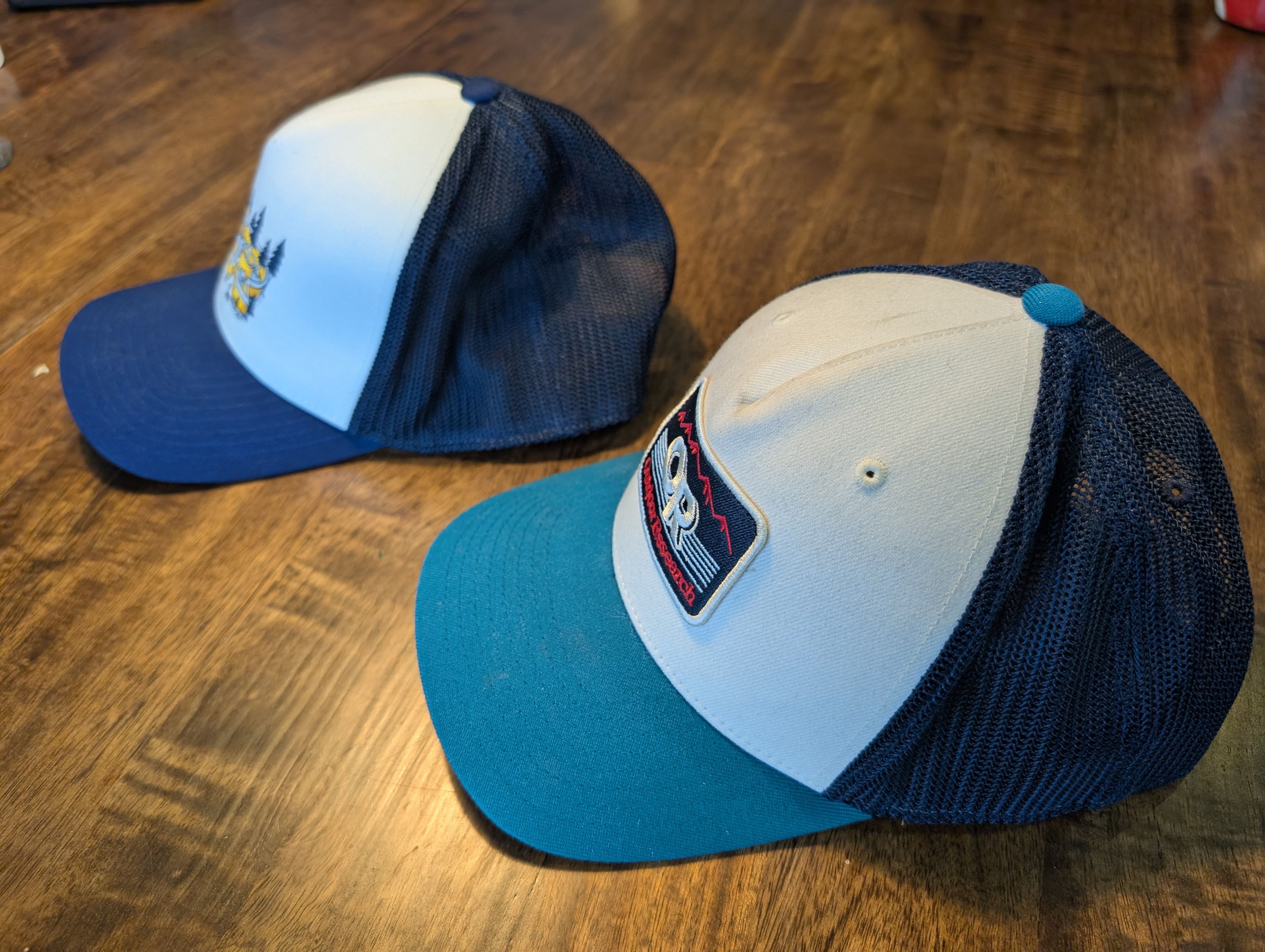 Outdoor Research TWO Outdoor Research Snapback Trucker Caps 110 Flexfit Size ONE SIZE - 2 Thumbnail