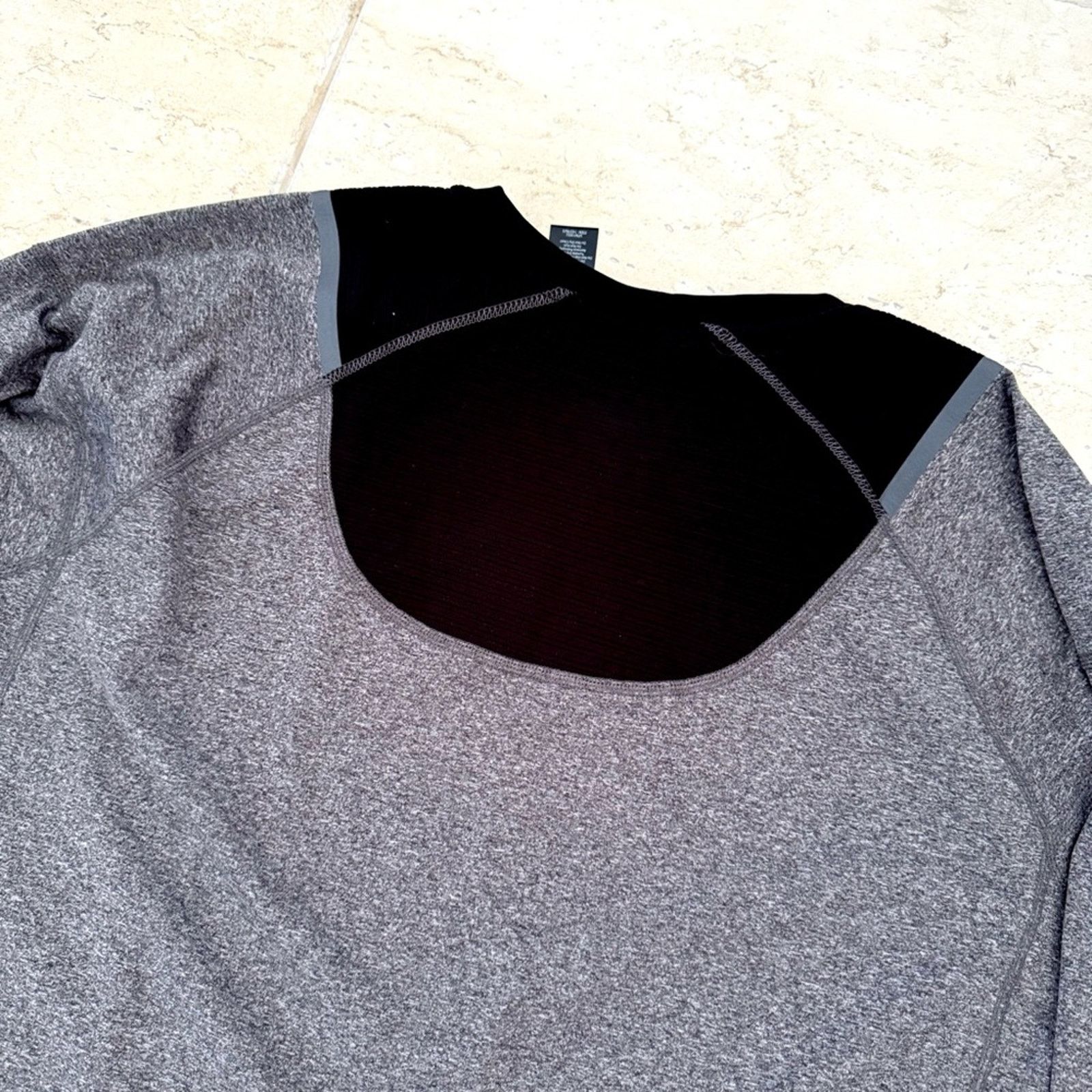 Spyder NWT! Spyder Sweat Shirt, long sleeve, Size XL Size US XL / EU 56 / 4 - 6 Thumbnail