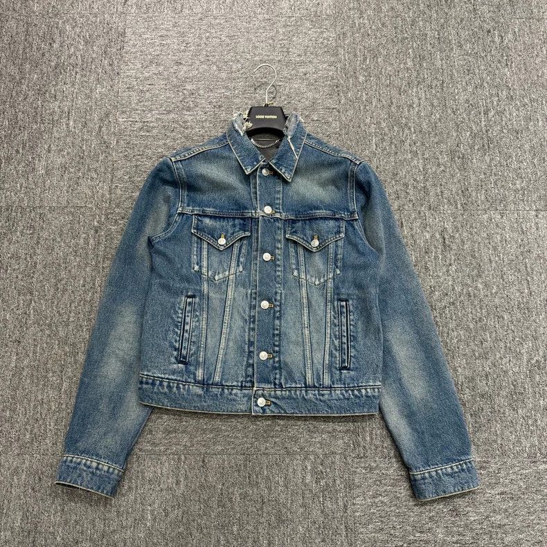 Balenciaga Balenciaga size 46 Coke printed denim jacket Size US S / EU 44-46 / 1 - 1 Thumbnail