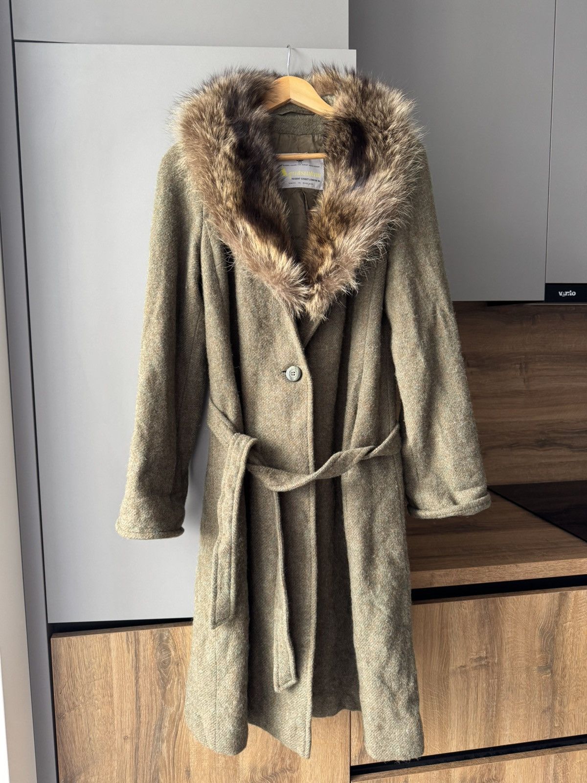 Aquascutum AQUASCUTUM PURE WOOL GRAY LONG TAILORED COAT FUR COLLAR Size US L / EU 52-54 / 3 - 1 Thumbnail