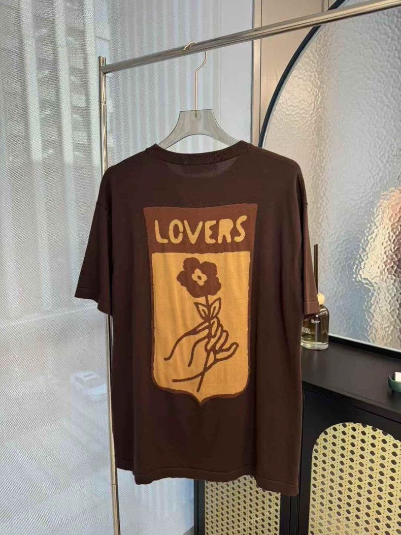 Louis Vuitton Louis Vuitton Brown hard case knit short sleeves Size US L / EU 52-54 / 3 - 2 Thumbnail