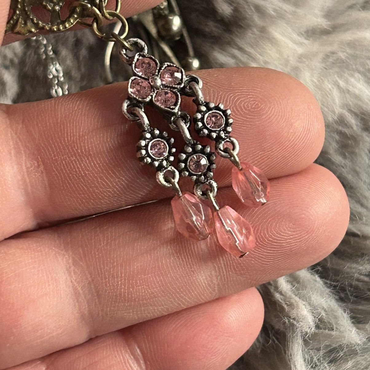 Handmade Handcrafted pink iridescent Victorian lady cameo necklace Size ONE SIZE - 9 Thumbnail