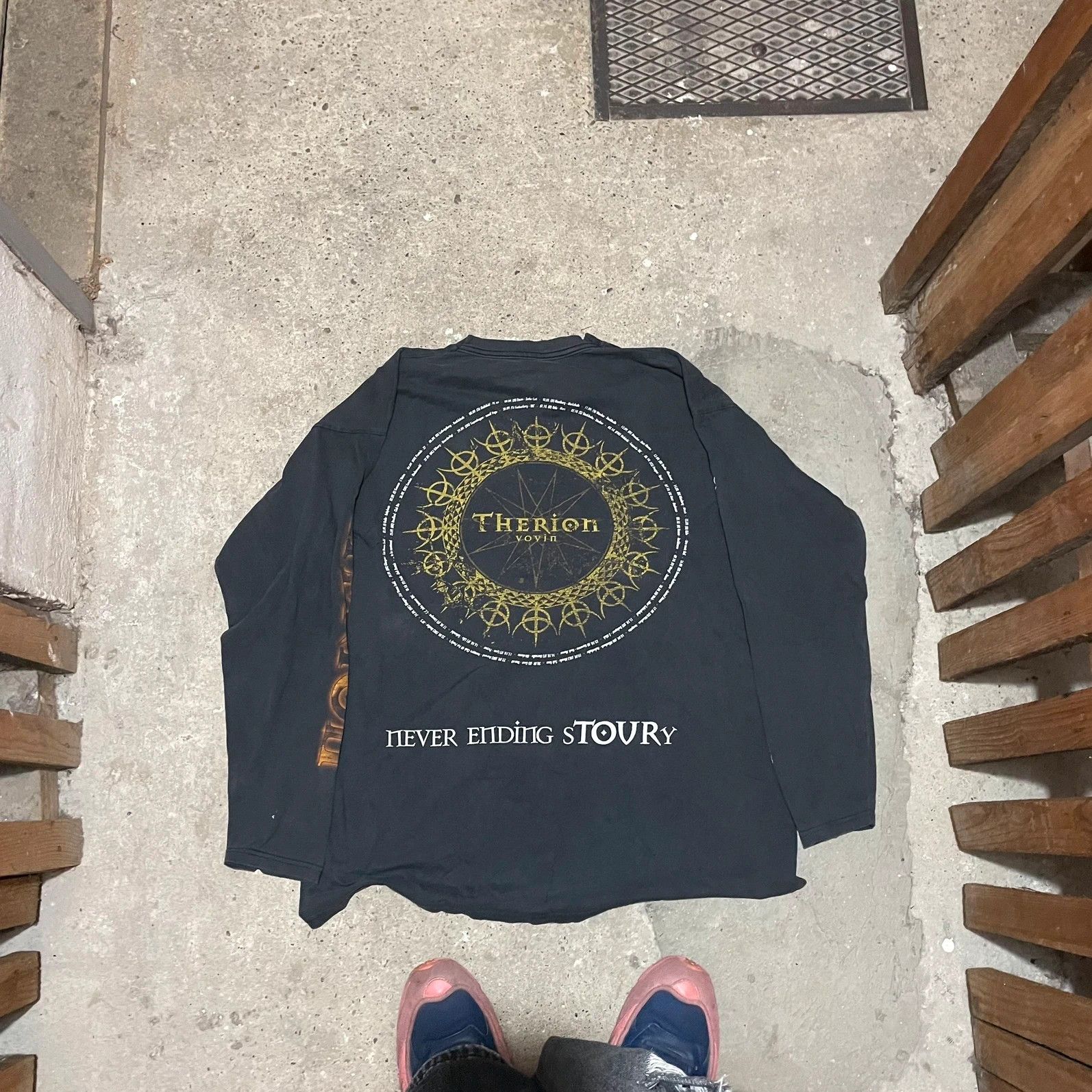 Band Tees Vintage Therion Vovin 1998 tour long sleeve Size US XL / EU 56 / 4 - 2 Thumbnail