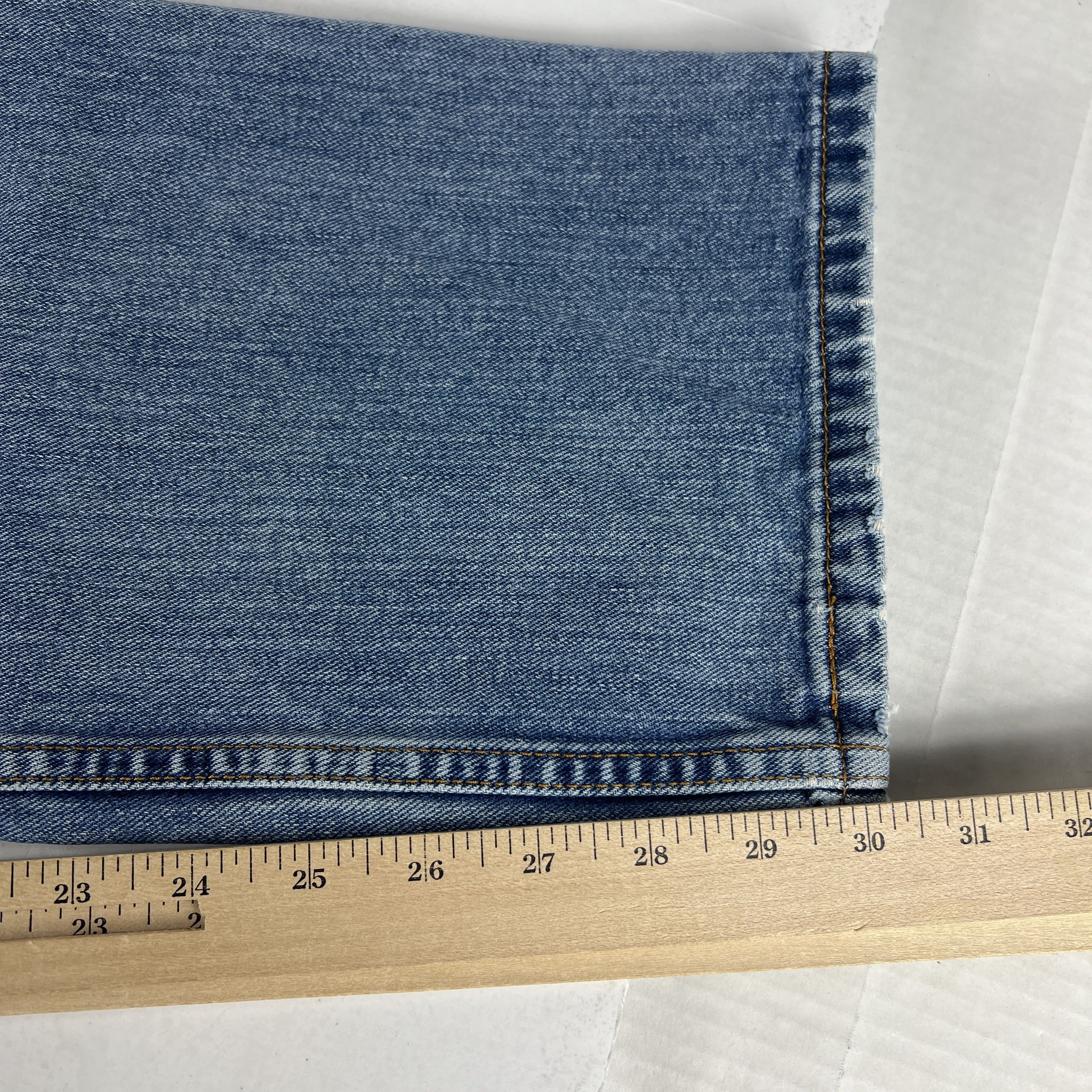Levi's × Vintage Y2K Levi's Jeans 505 Straight Blue Faded Cotton Denim Size US 33 - 20 Thumbnail