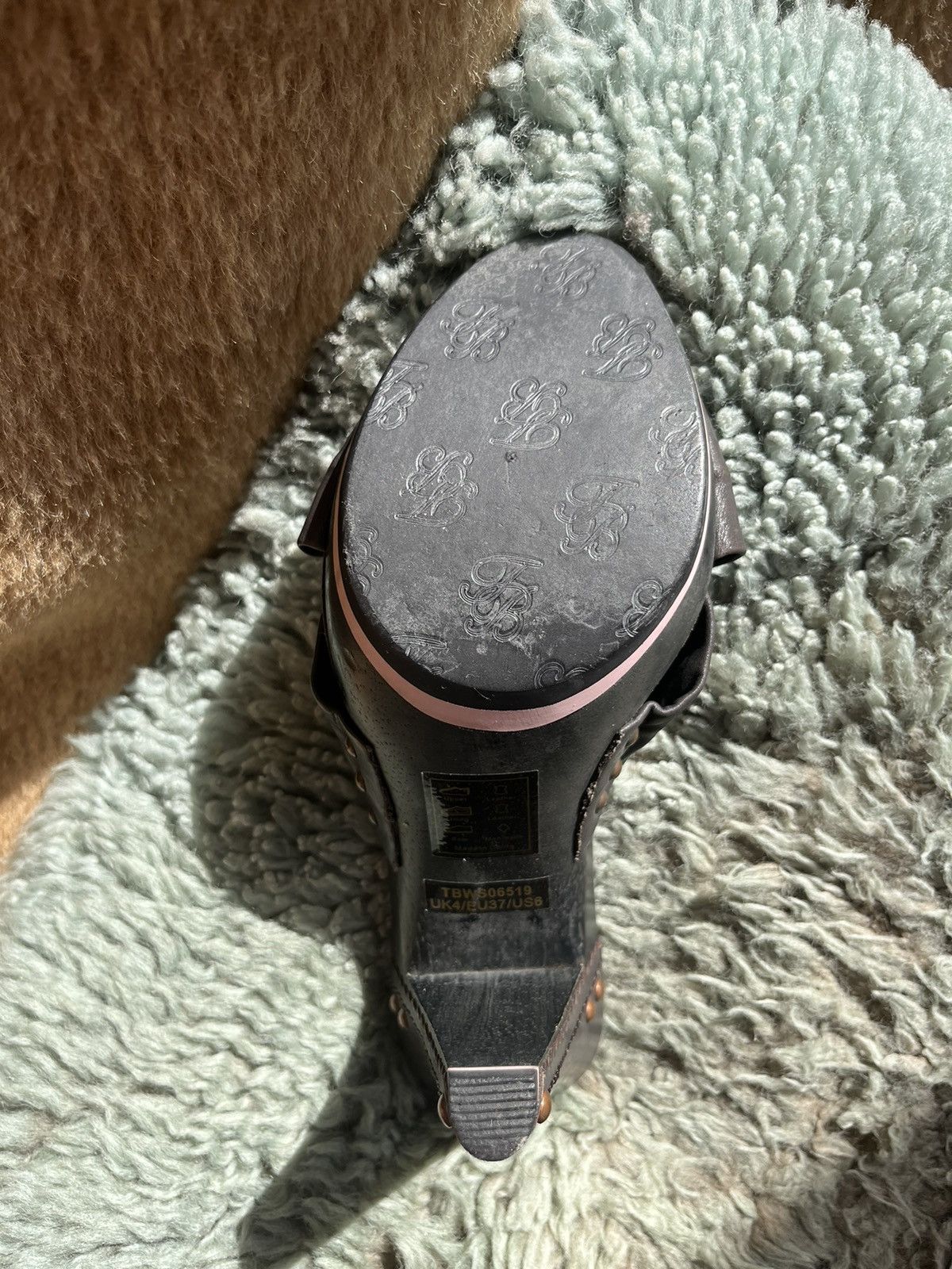 Ted Baker Ted Baker Leather Heels (37EU) Size US 6 / IT 36 - 9 Thumbnail