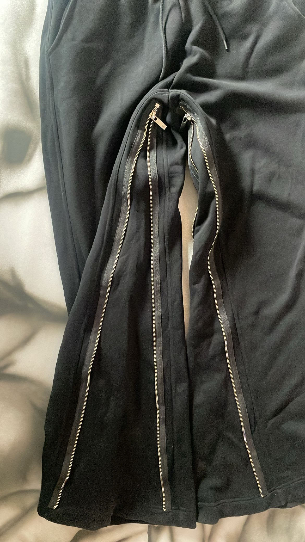 Helmut Lang Helmut Lang inside zipper sweatpants Size US 32 / EU 48 - 4 Thumbnail