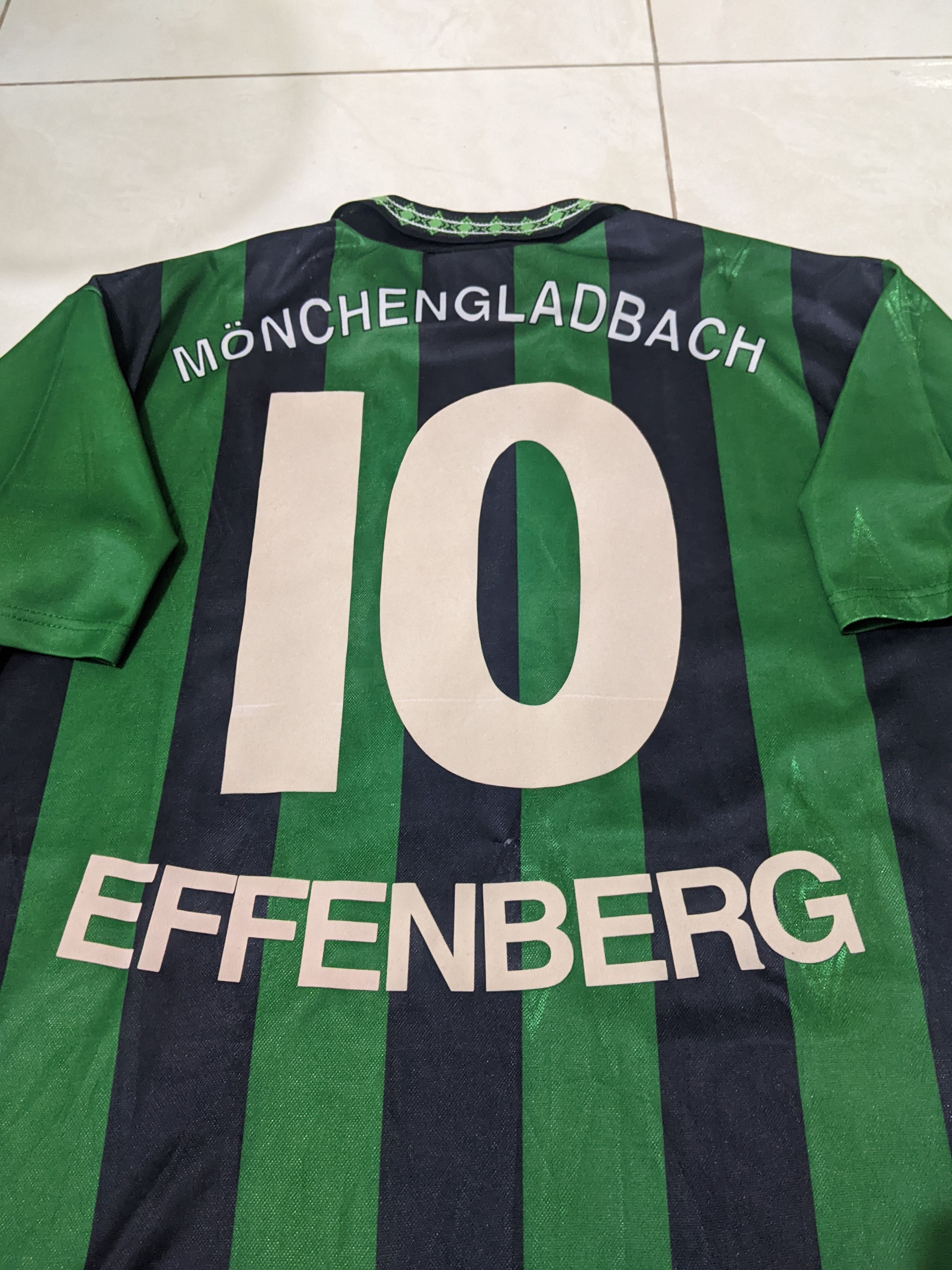 Reebok BORUSSIA MÖNCHENGLADBACH 1995-96 Effenberg football shirt Size US L / EU 52-54 / 3 - 4 Thumbnail