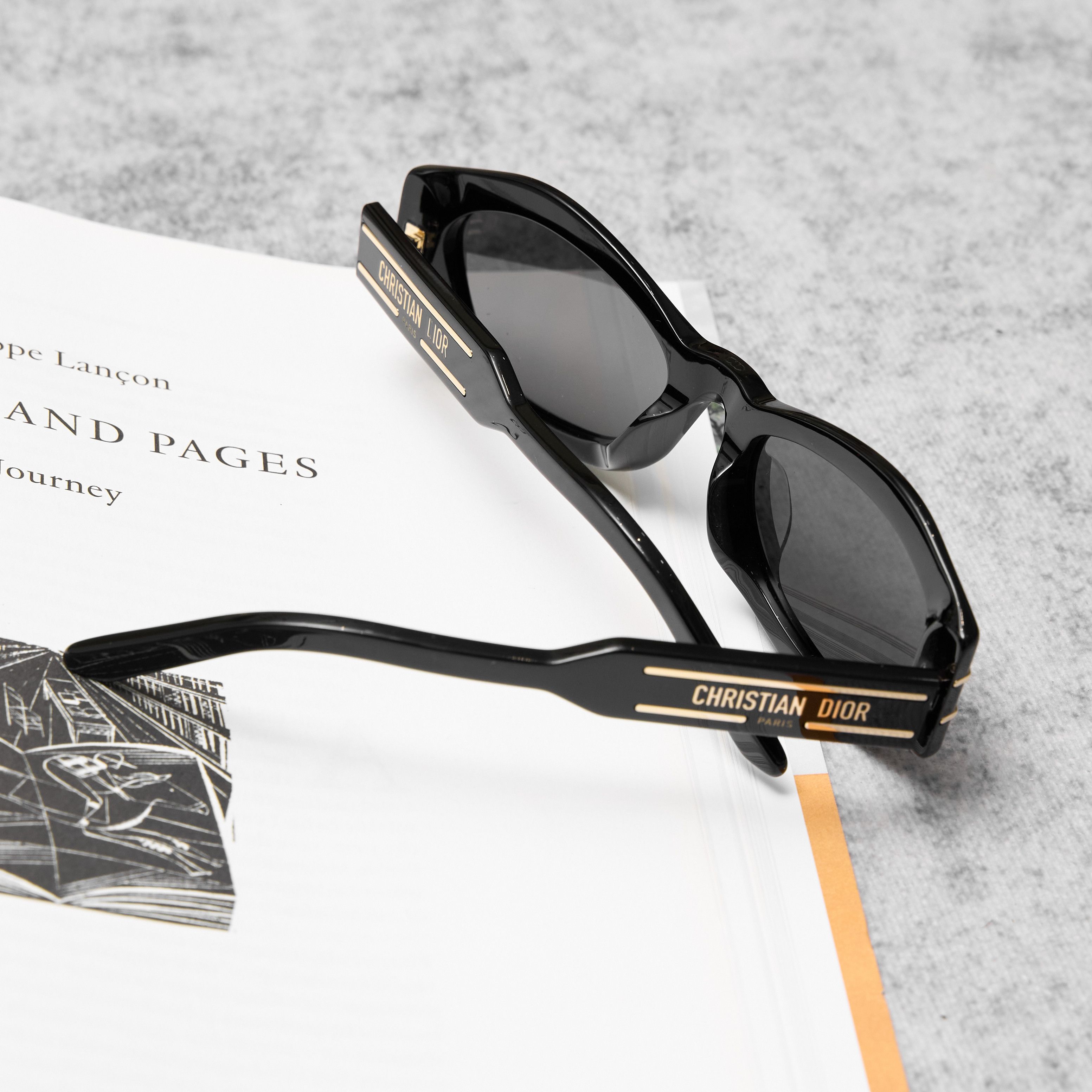 Dior DIOR DiorSignature B1U Black Butterfly Sunglasses BLACK Size ONE SIZE - 6 Thumbnail
