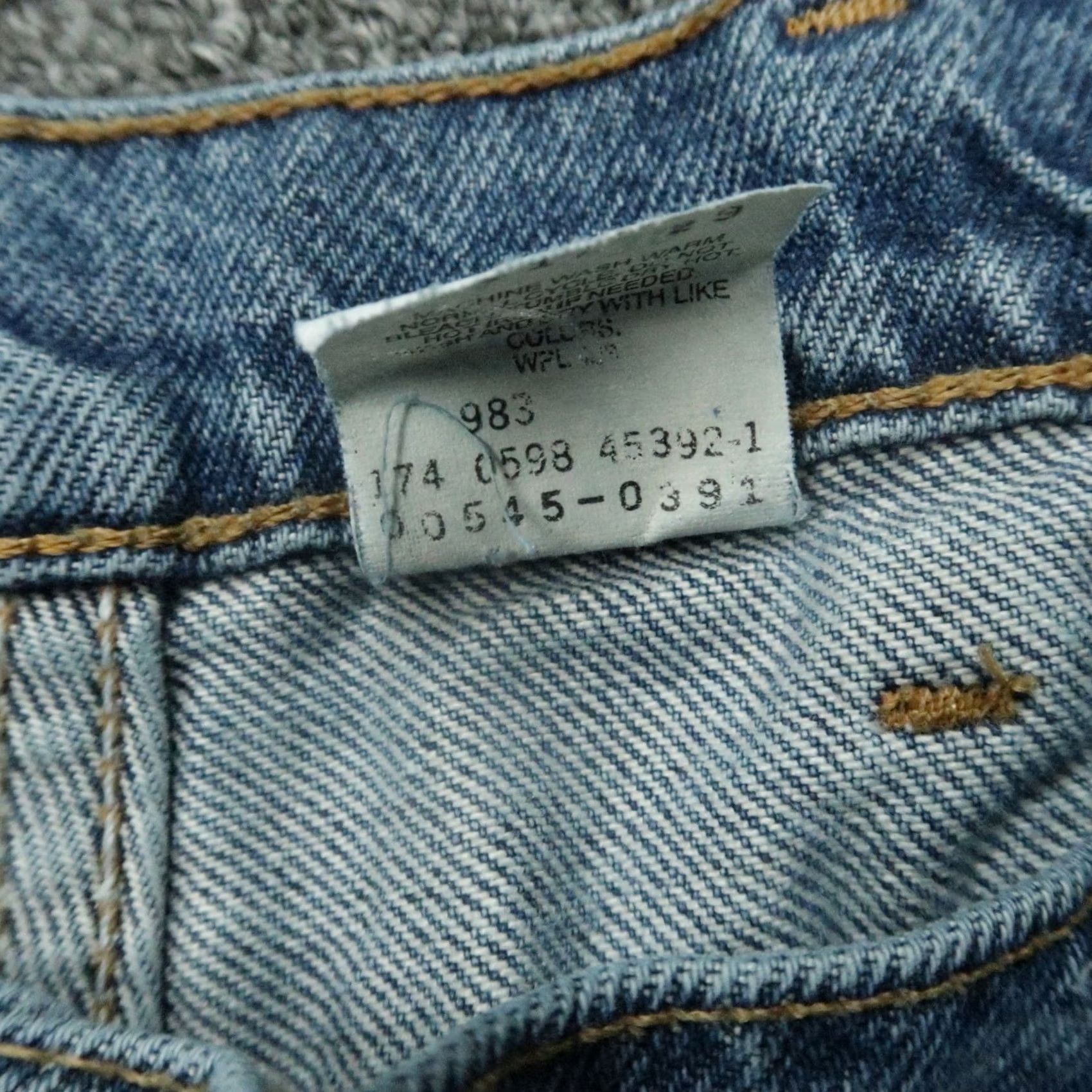 Levi's VINTAGE Levi's Jeans Men 42x30 Blue 545 Loose Orange Tab Baggy Wide Leg Relaxed 5-Pocket Denim Cotton Belt Loops Button Zip Mens Regular 42 in Blue Size US 42 / EU 58 - 6 Thumbnail
