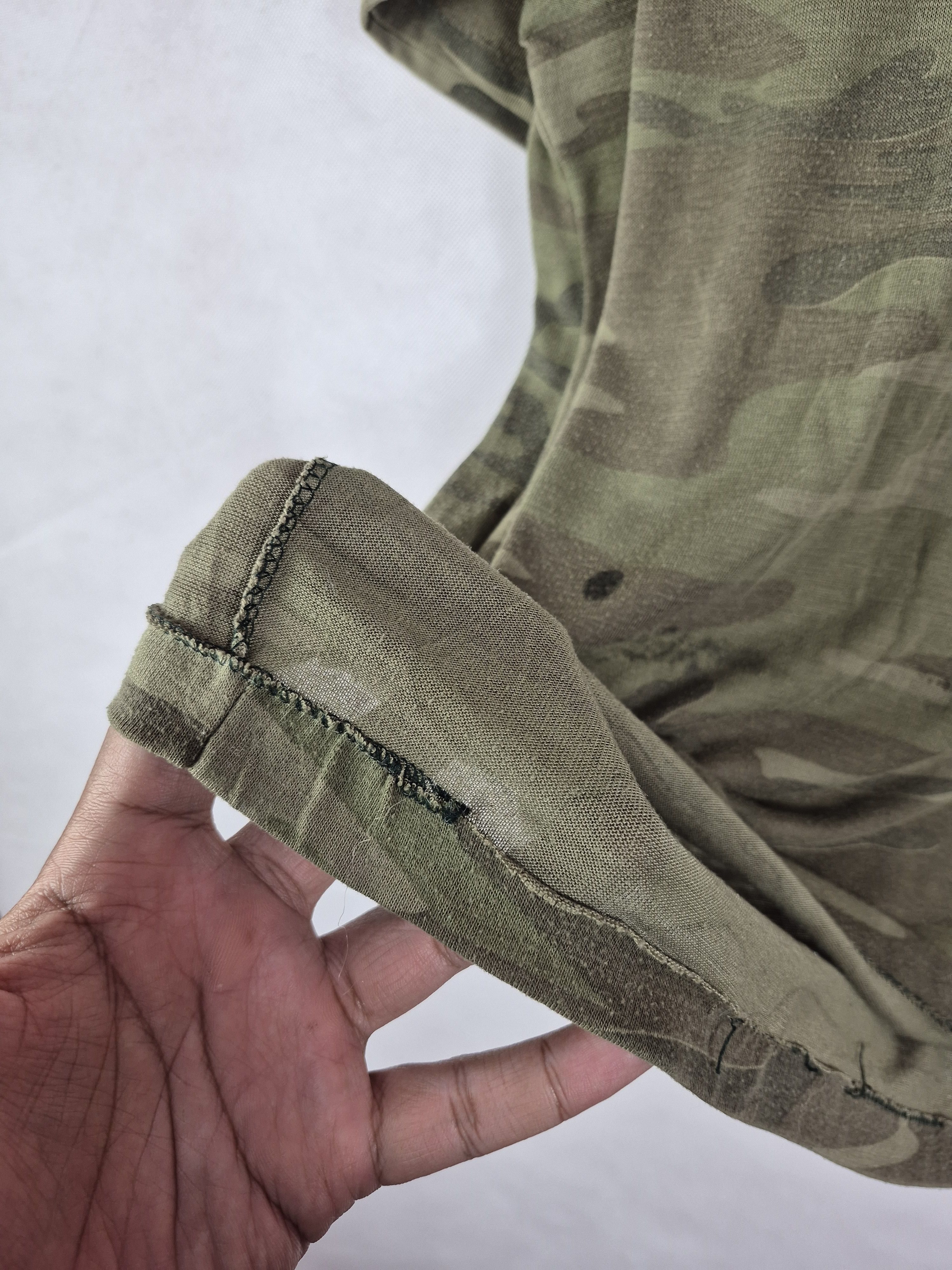 Vintage 🔥 Vintage 90s Army Camo Paper Thin Tee Size US M / EU 48-50 / 2 - 7 Thumbnail