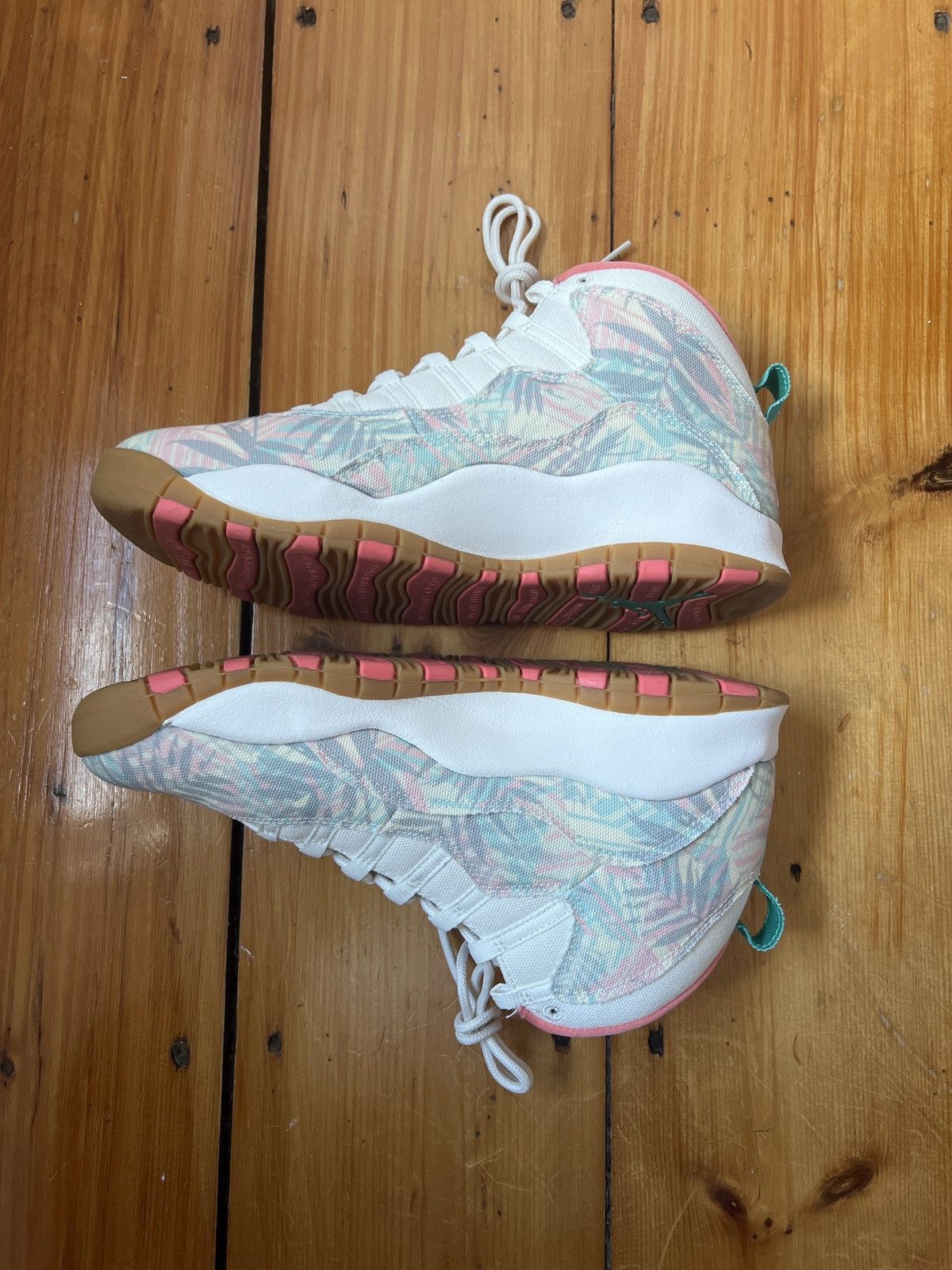 Jordan Brand Jordan 10 Super Bowl LIV, Size 11 Size US 11 / EU 44 - 2 Thumbnail