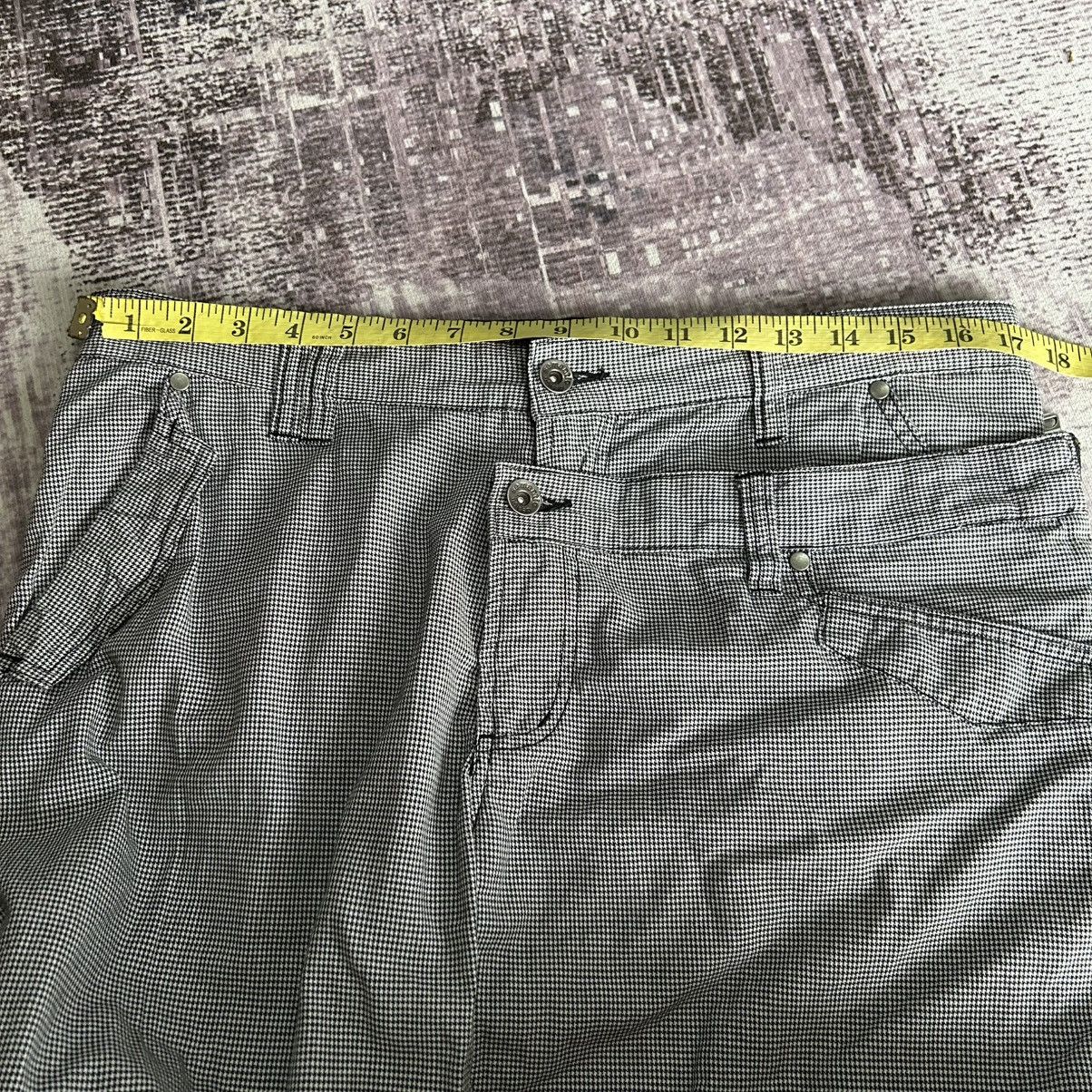 semanticdesign Y2k Semanticdesign Three Quarter Pants Size US 34 / EU 50 - 12 Thumbnail