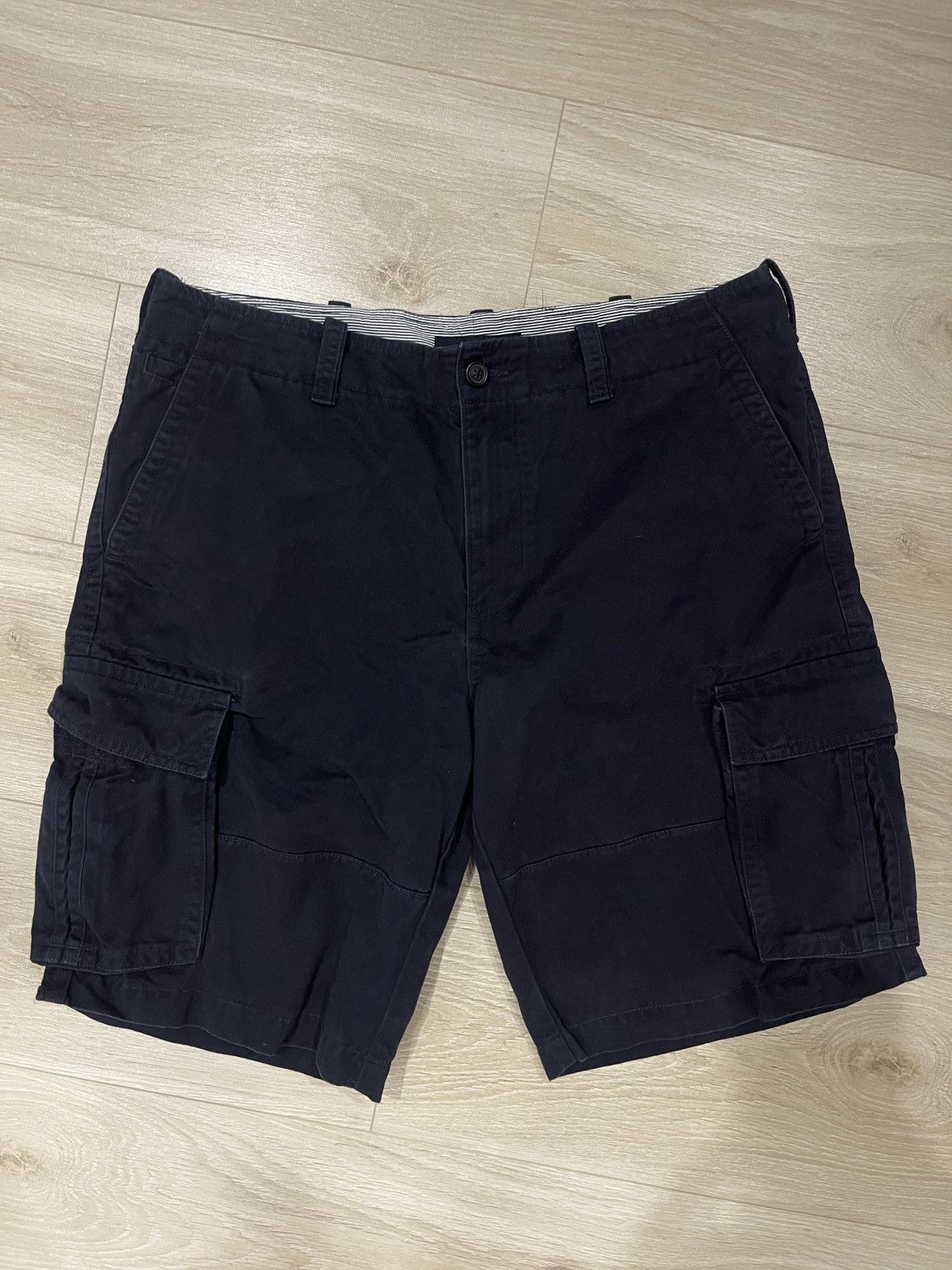 Tommy Hilfiger Vintage tommy hilfiger short 36 Size US 36 / EU 52 - 2 Thumbnail