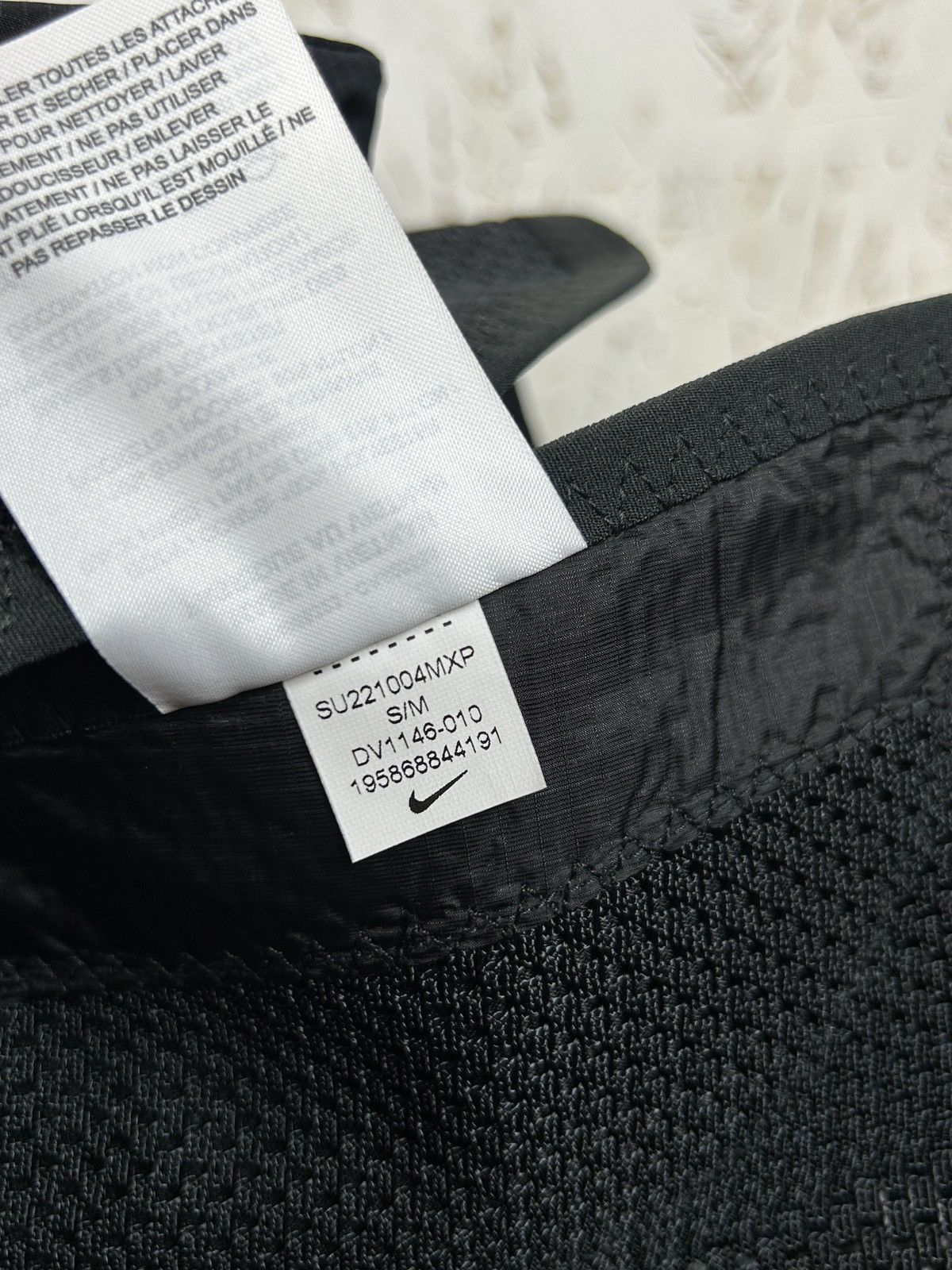Nike NWT Nike ISPA Tech Vest S/M Black DV1146-010 Size US M / EU 48-50 / 2 - 13 Thumbnail
