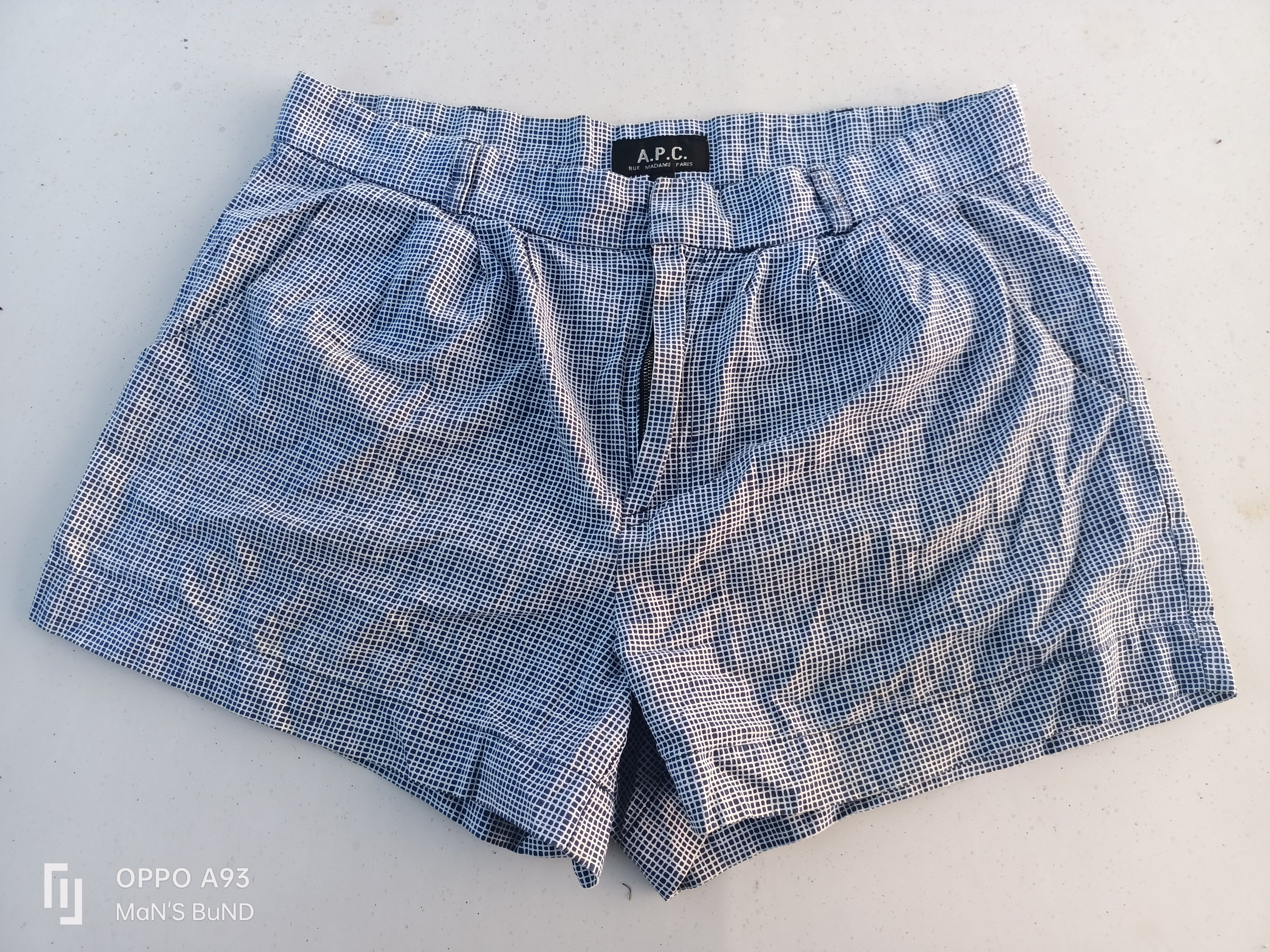 A.P.C. × Vintage A.P.C Short Pants Size US 30 / EU 46 - 1 Thumbnail