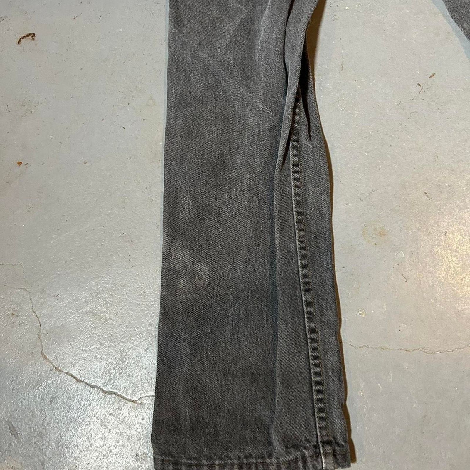 Levi's 80s grey levis has a Size US 32 / EU 48 - 2 Thumbnail