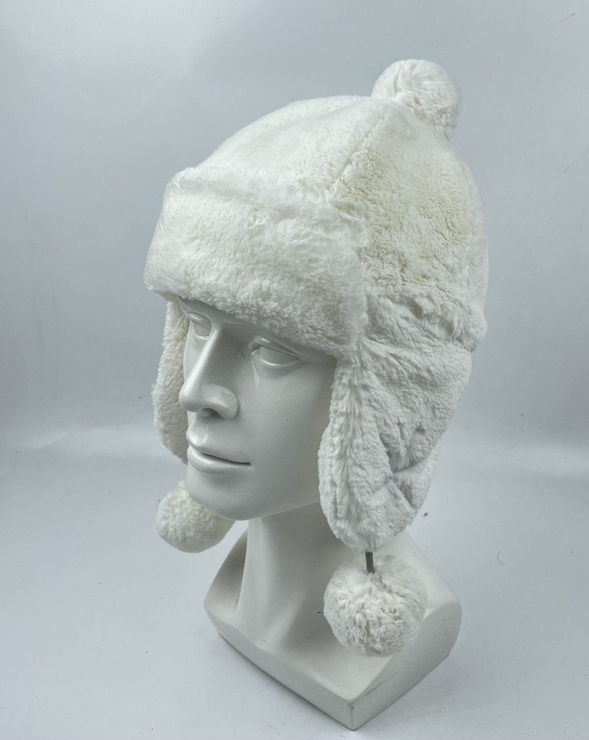 image of Gap Winter Hat Beanie Hat Tc24 in White, Men's