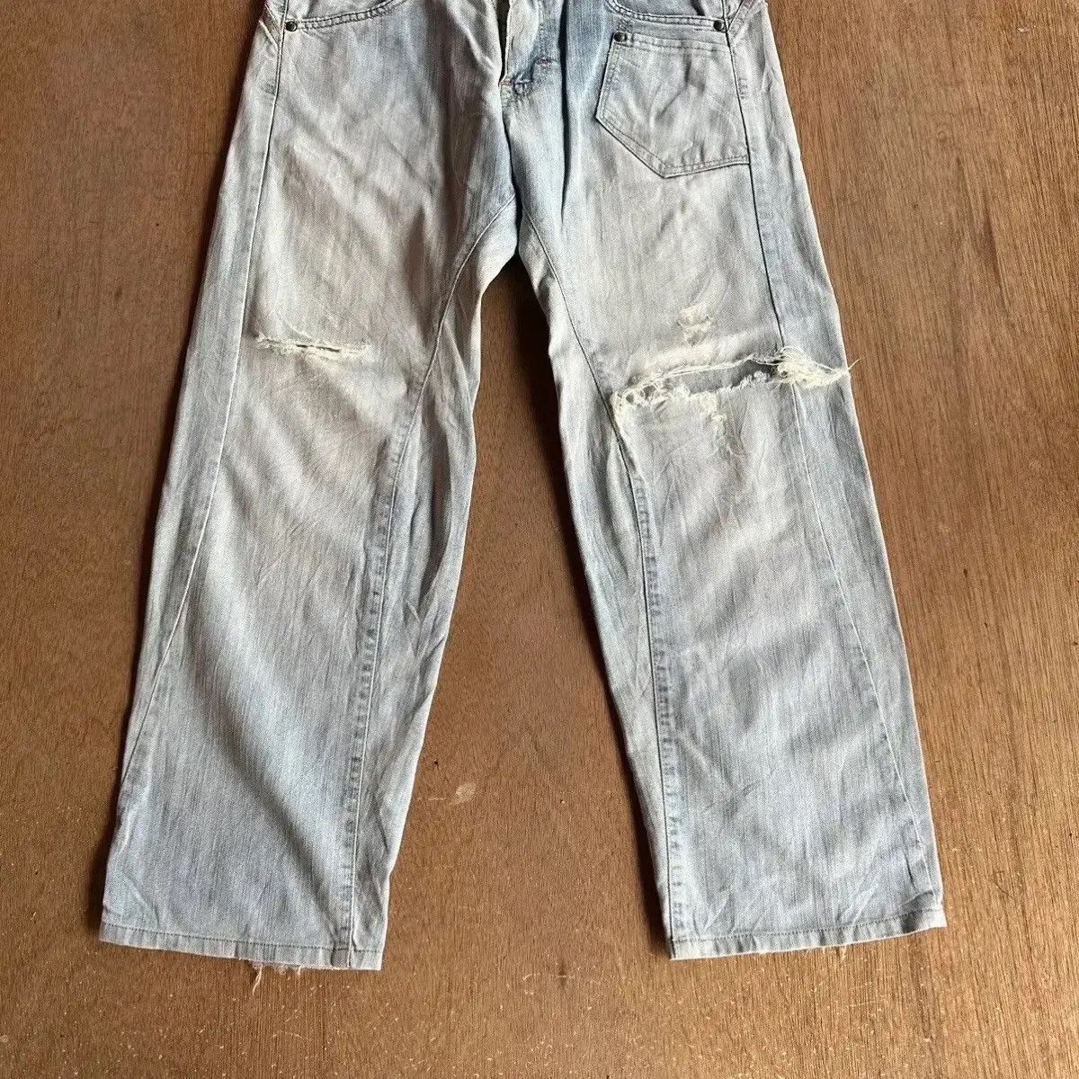 Vintage DISTRESSED DENIM VTG EDWIN JAPAN TWIST LEG LIGHTWASH BAGGY Size US 33 - 6 Thumbnail