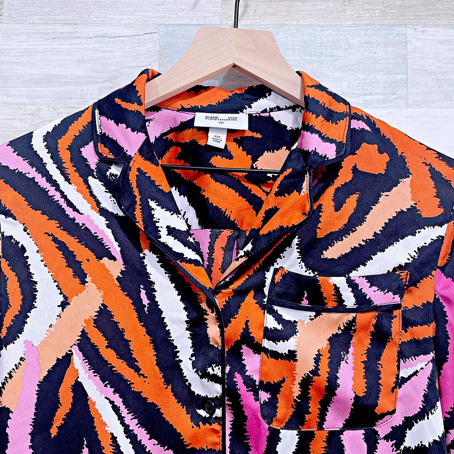 Diane von Furstenberg × Target Basics Diane Von Furstenburg x Target Zebra Short Pajama Set XXS Size ONE SIZE - 3 Thumbnail