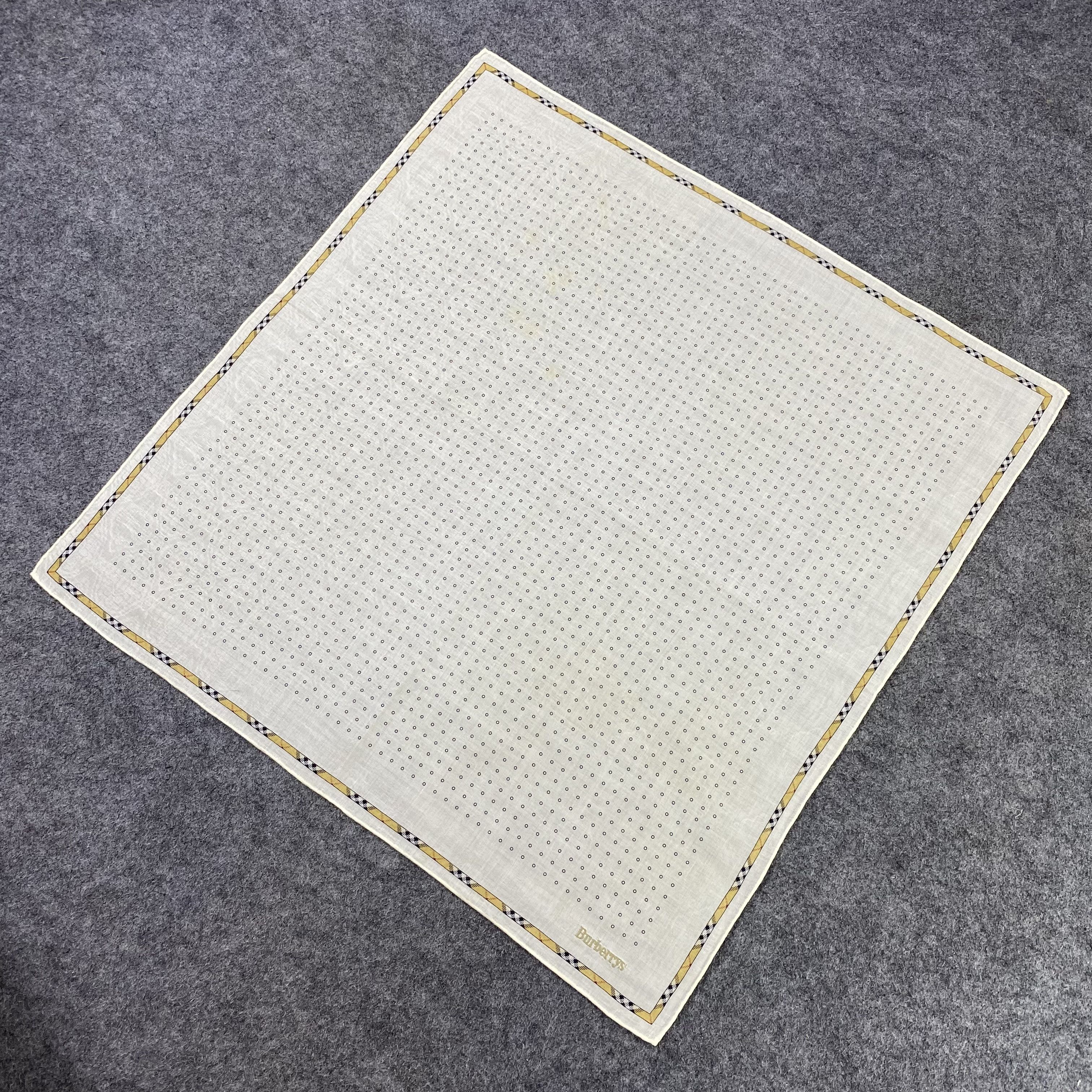 Burberry Burberry Handkerchief Neckerchief Bandana-B1656 Size ONE SIZE - 4 Thumbnail