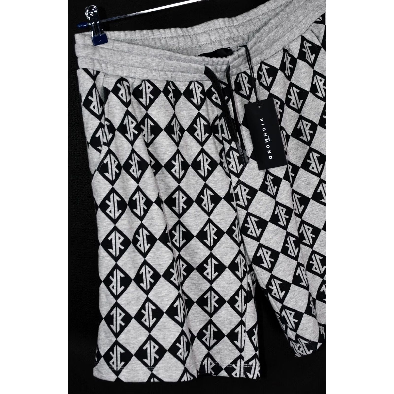 John Richmond John Richmond Bermuda Fleece Grey Melange Shorts 2XL Mens Bermuda Grey Melange Casual 90% Cotton 10% Viscose Size US 39 - 6 Thumbnail