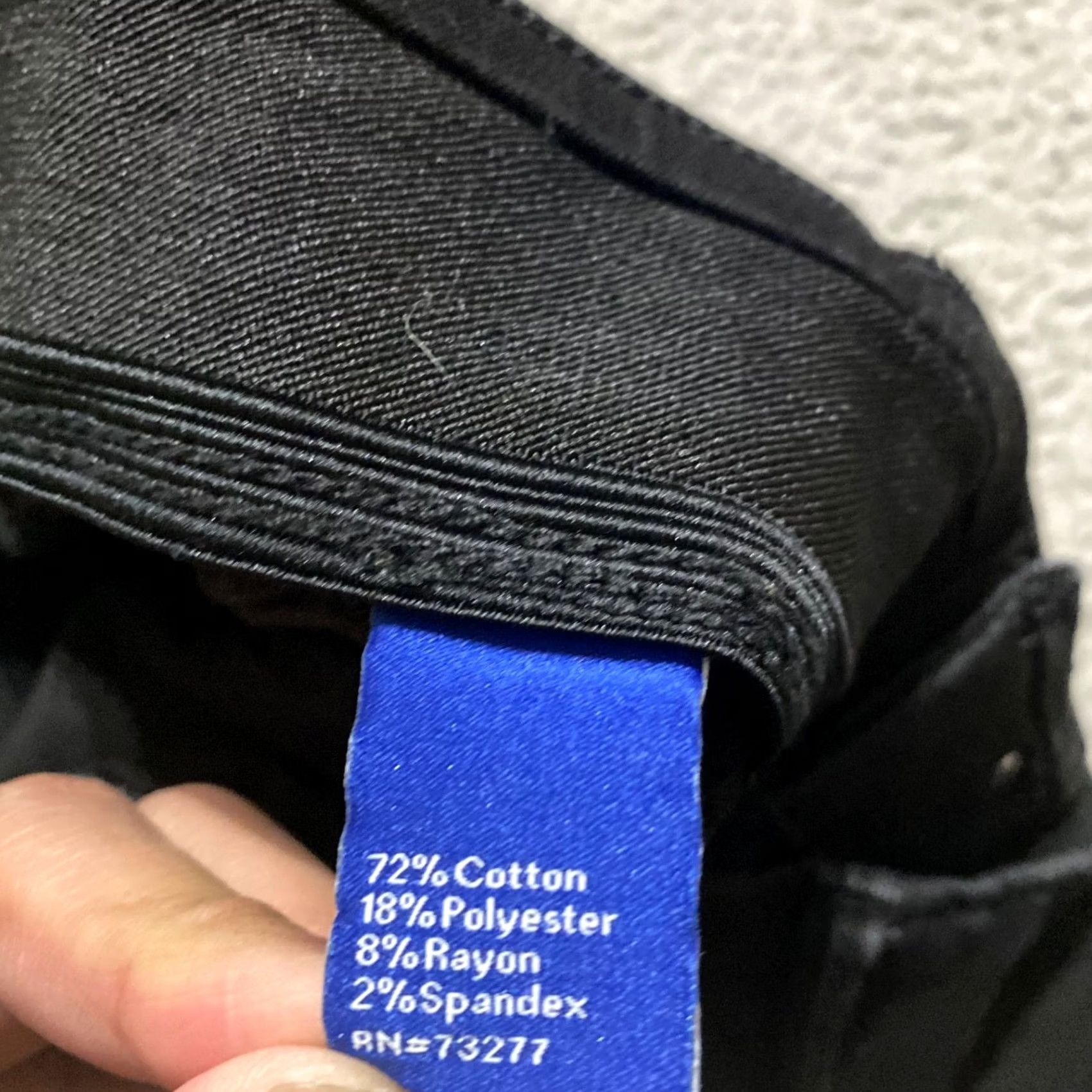 Apt. 9 Apt. 9 Jeans Capris Black Dark Wash Mid Rise Petite 12P 5-Pocket Denim Regular Womens Capris Jeans Size 34" / US 12 / IT 48 - 4 Thumbnail