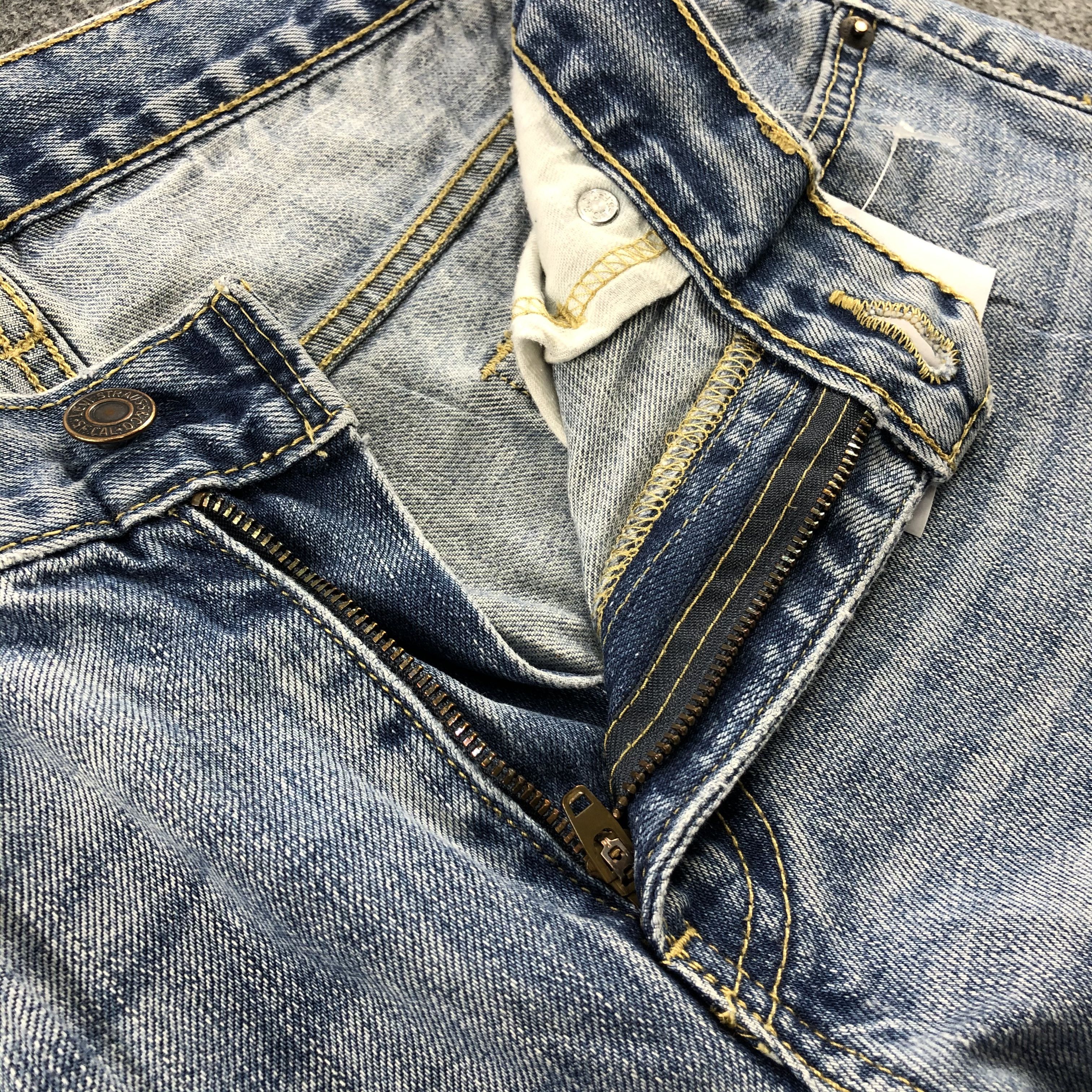 Levi's × Vintage Vintage Blue Wash Levis 514 Jeans-JM1440 Size US 31 - 8 Thumbnail