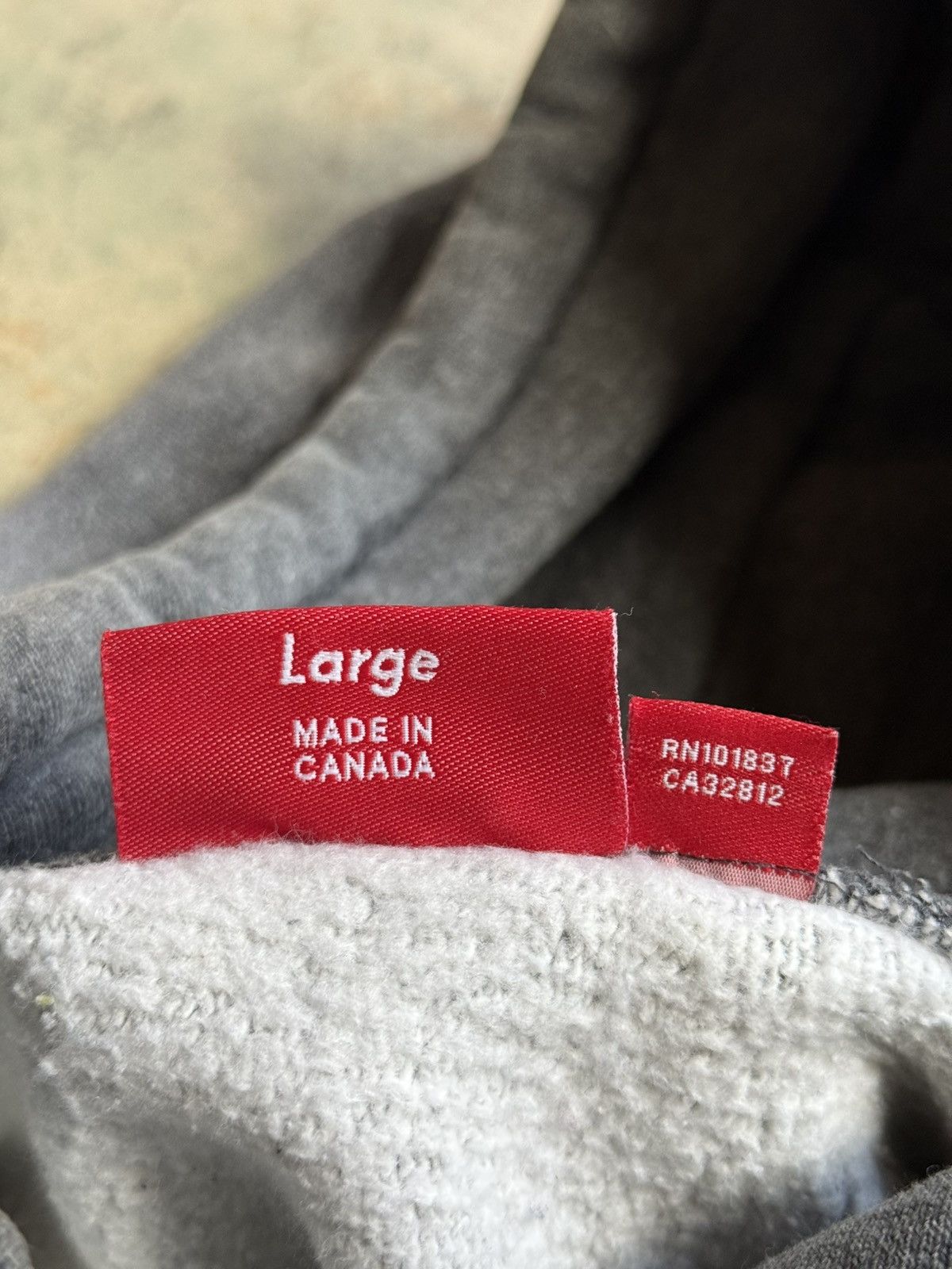 Supreme 1999 Supreme Charcoal Grey box logo hoodie Size US L / EU 52-54 / 3 - 6 Thumbnail