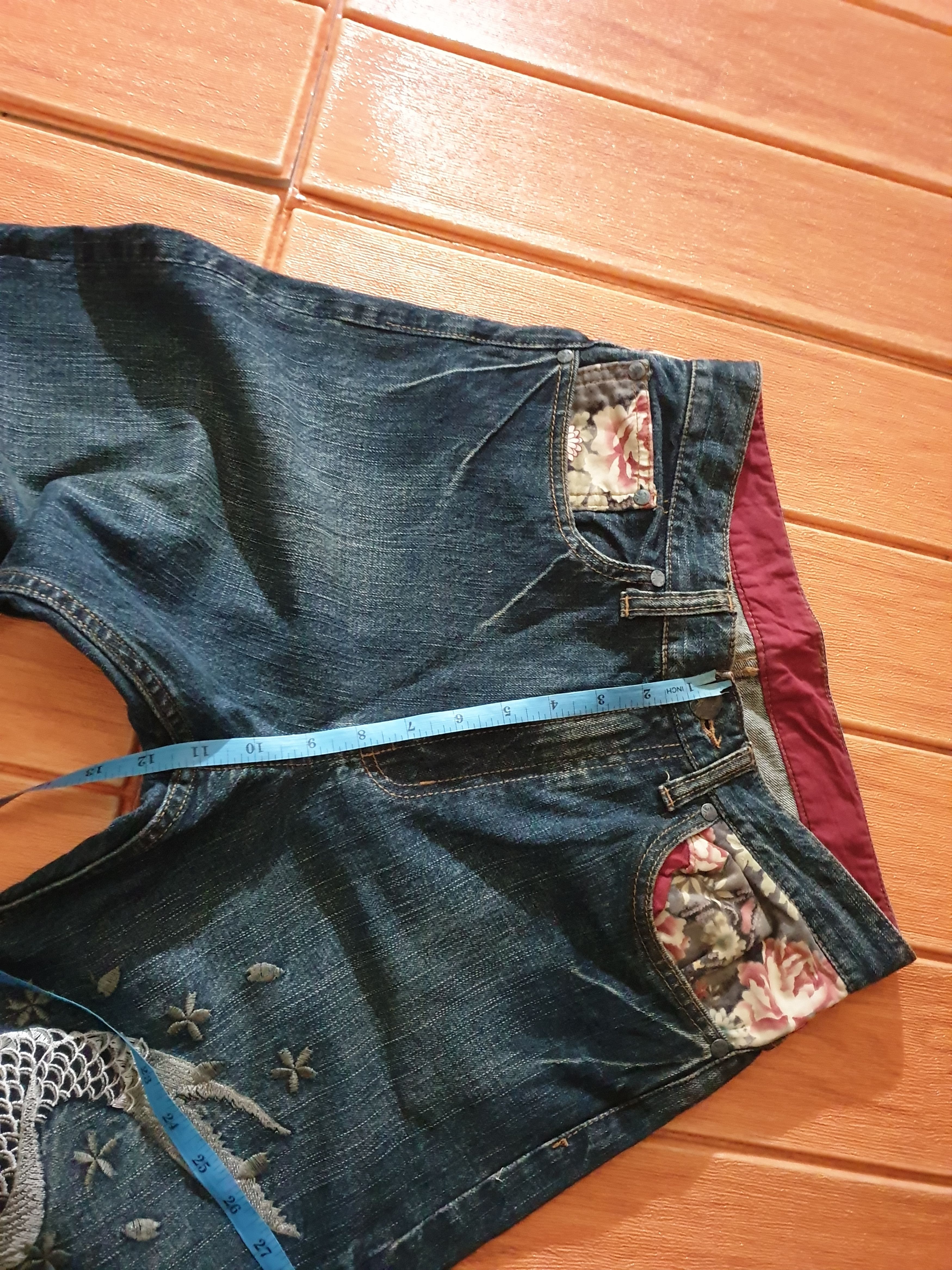 Japanese Brand 💥Koi fish embroidery sukajan denim pant Size US 29 - 9 Thumbnail