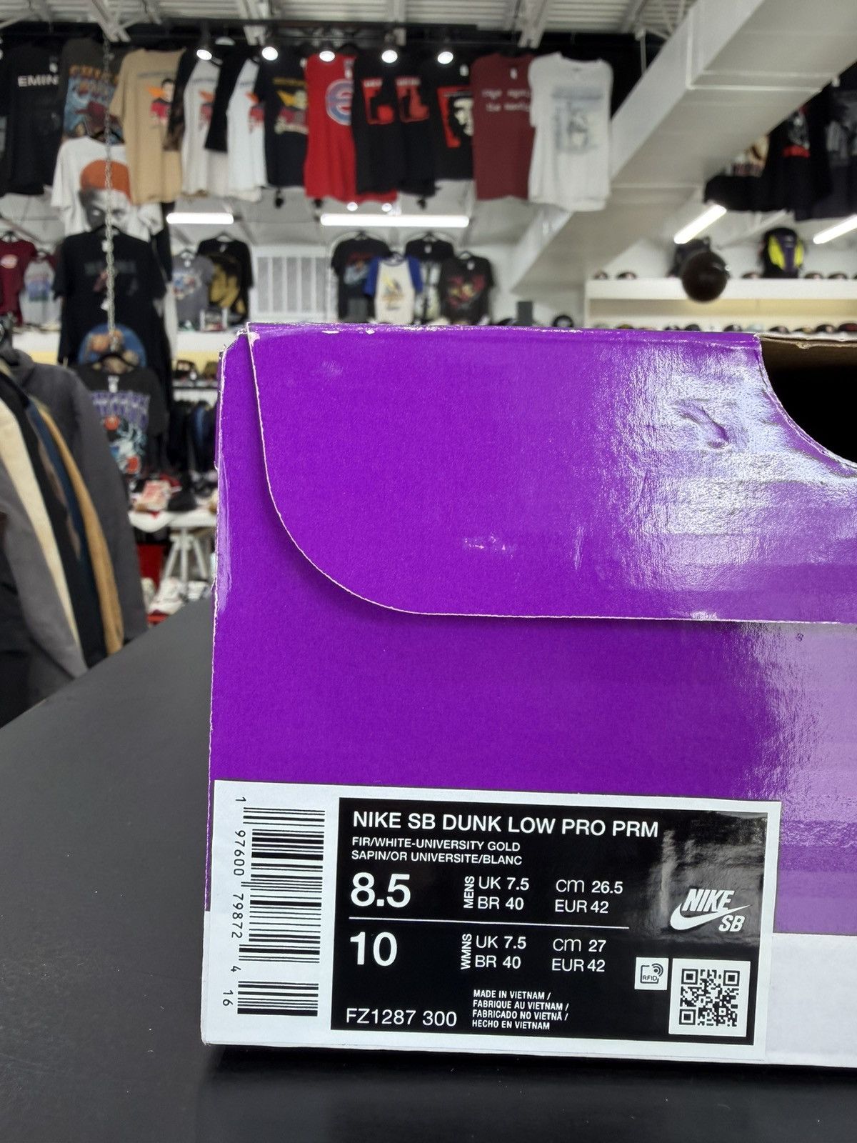 Nike Nike SB Dunk Low Seattle Supersoncis Size 8.5 (2024) Size US 8.5 / EU 41-42 - 13 Thumbnail