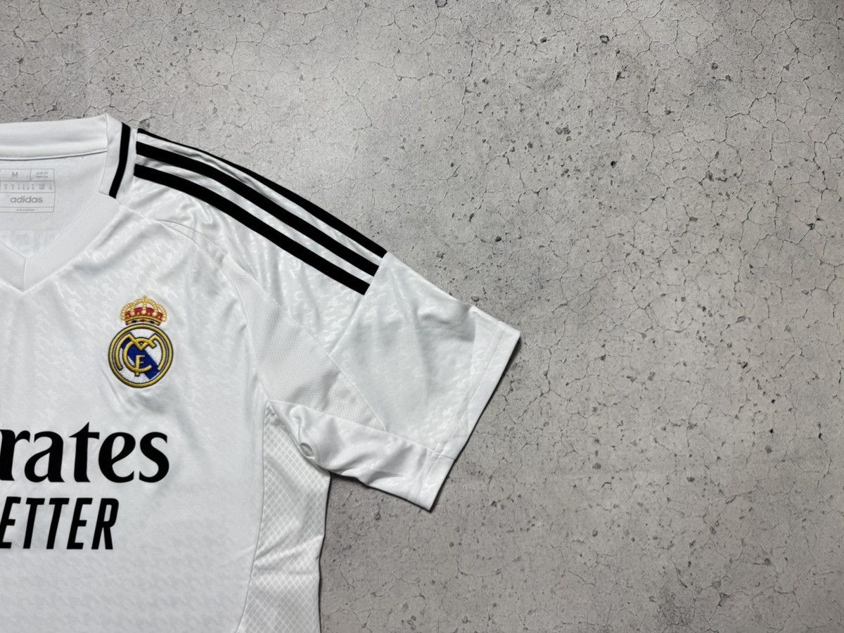 Adidas Adidas Real Madrid Alexander-Arnold #66 Soccer Jersey 2024 Size US M / EU 48-50 / 2 - 4 Thumbnail
