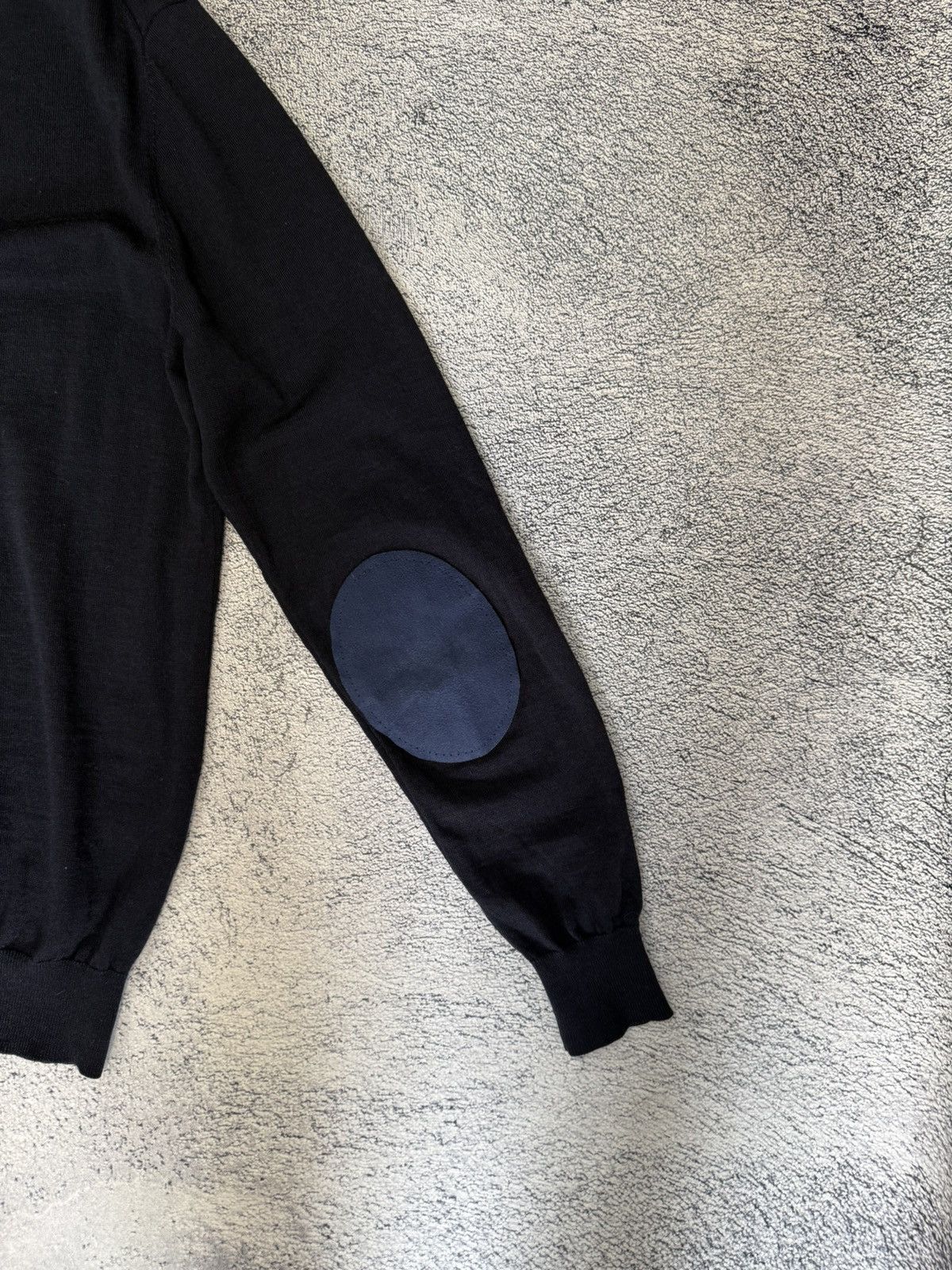 Suitsupply Suitsupply Mens M Merino Wool V Neck Sweater Pullover Navy Size US M / EU 48-50 / 2 - 15 Thumbnail