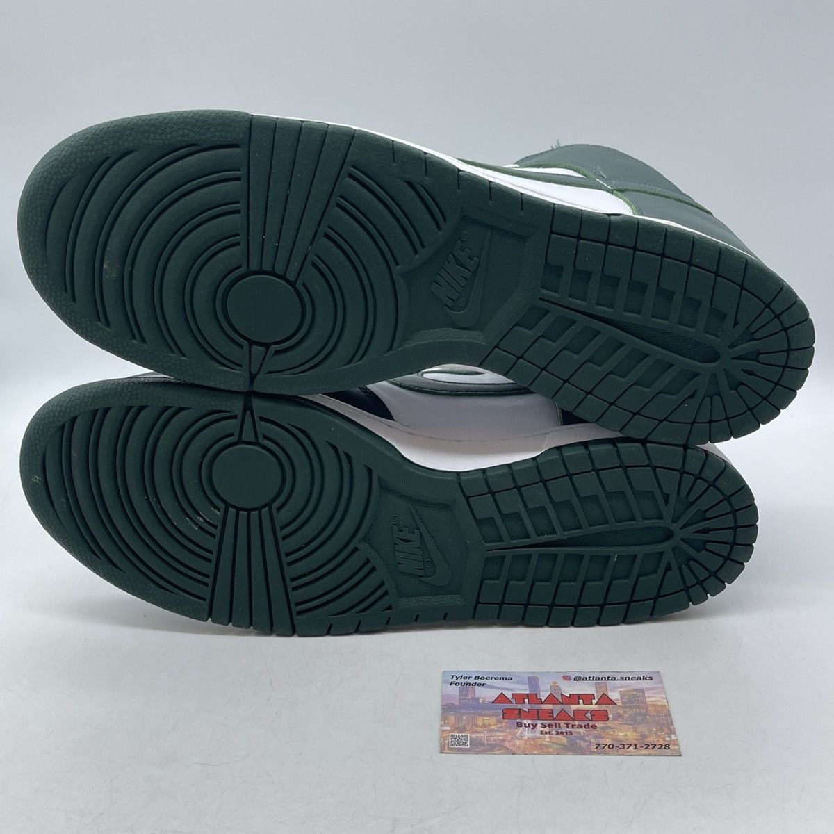 Nike Dunk low spartan green Size US 12 / EU 45 - 7 Thumbnail