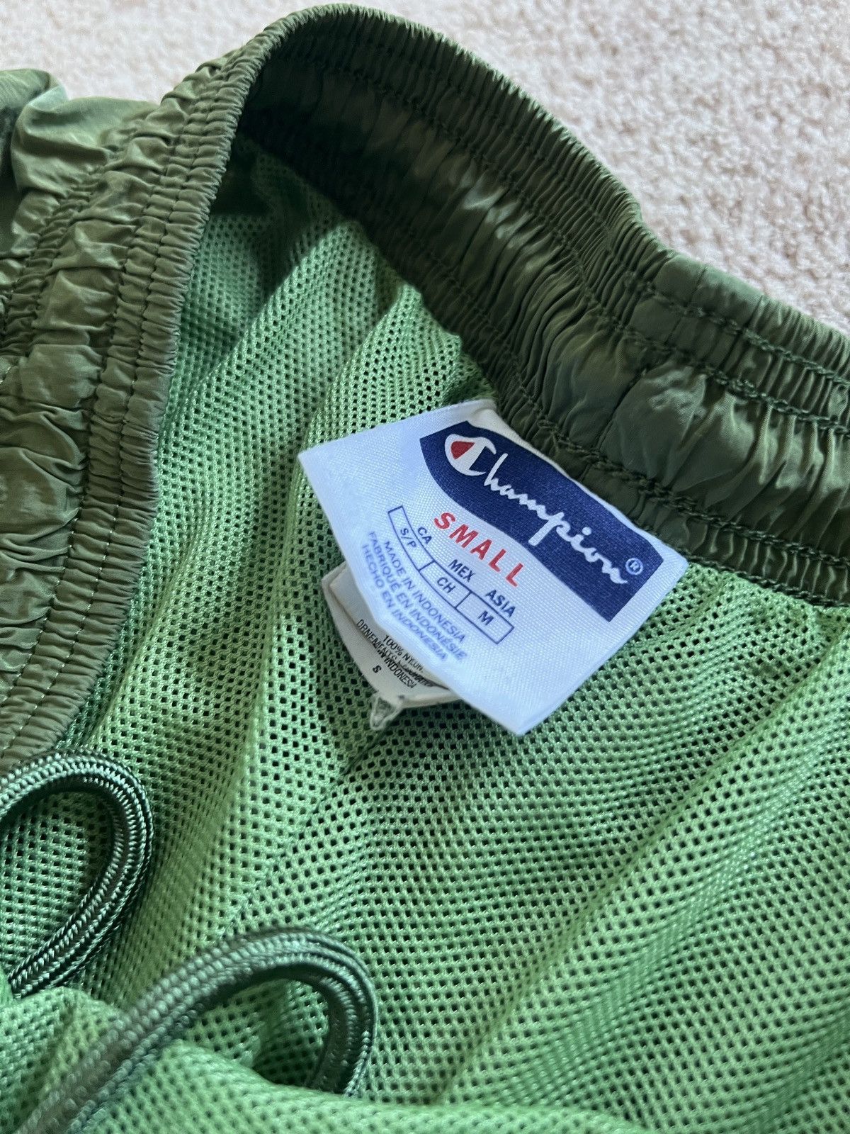 Champion OLIVE CHAMPION NYLON TRUNKS Size US 28 / EU 44 - 3 Thumbnail