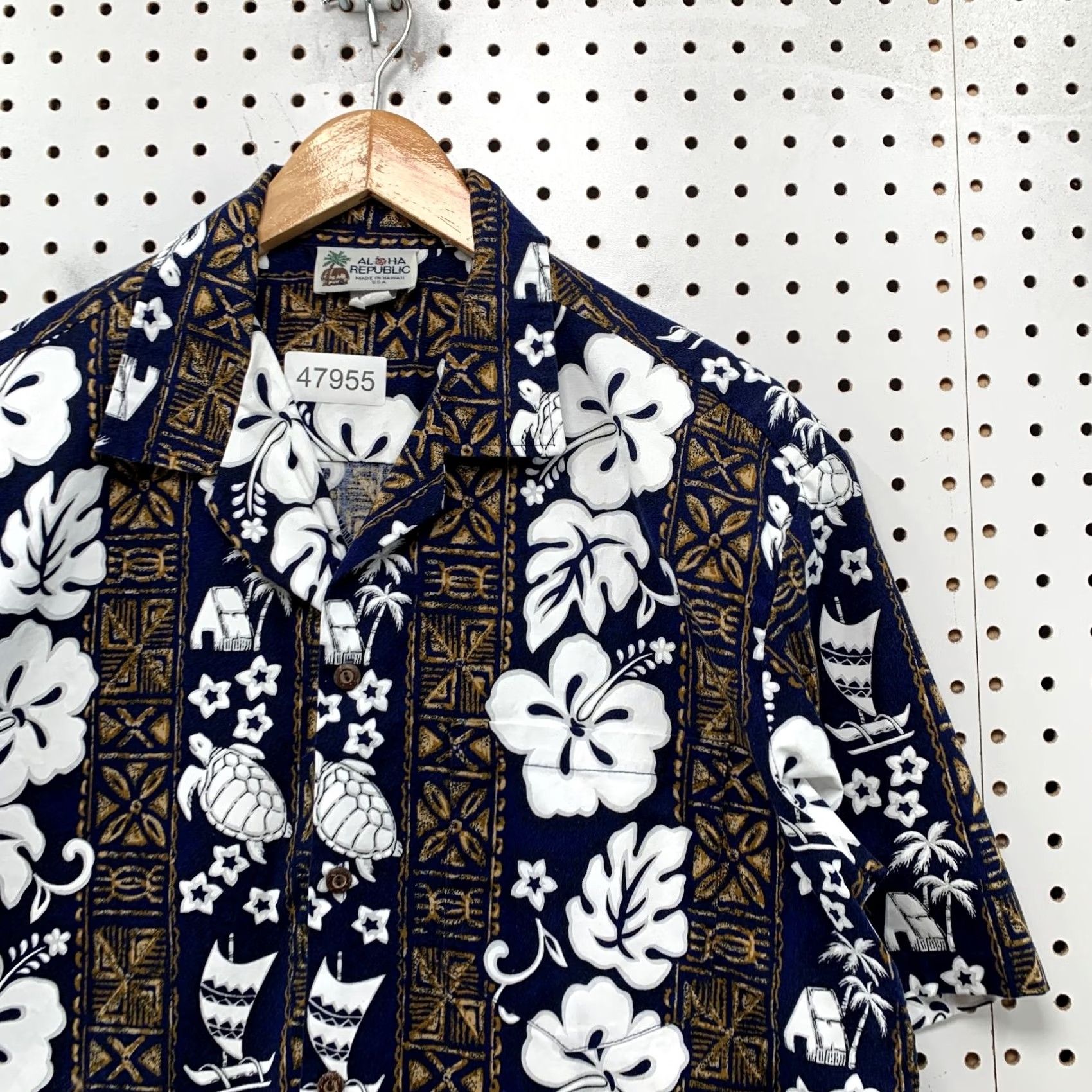Vintage Aloha Republic Vintage Hawaiian Button Shirt Mens Large Floral Sea Turtle Shirt Size US L / EU 52-54 / 3 - 7 Thumbnail