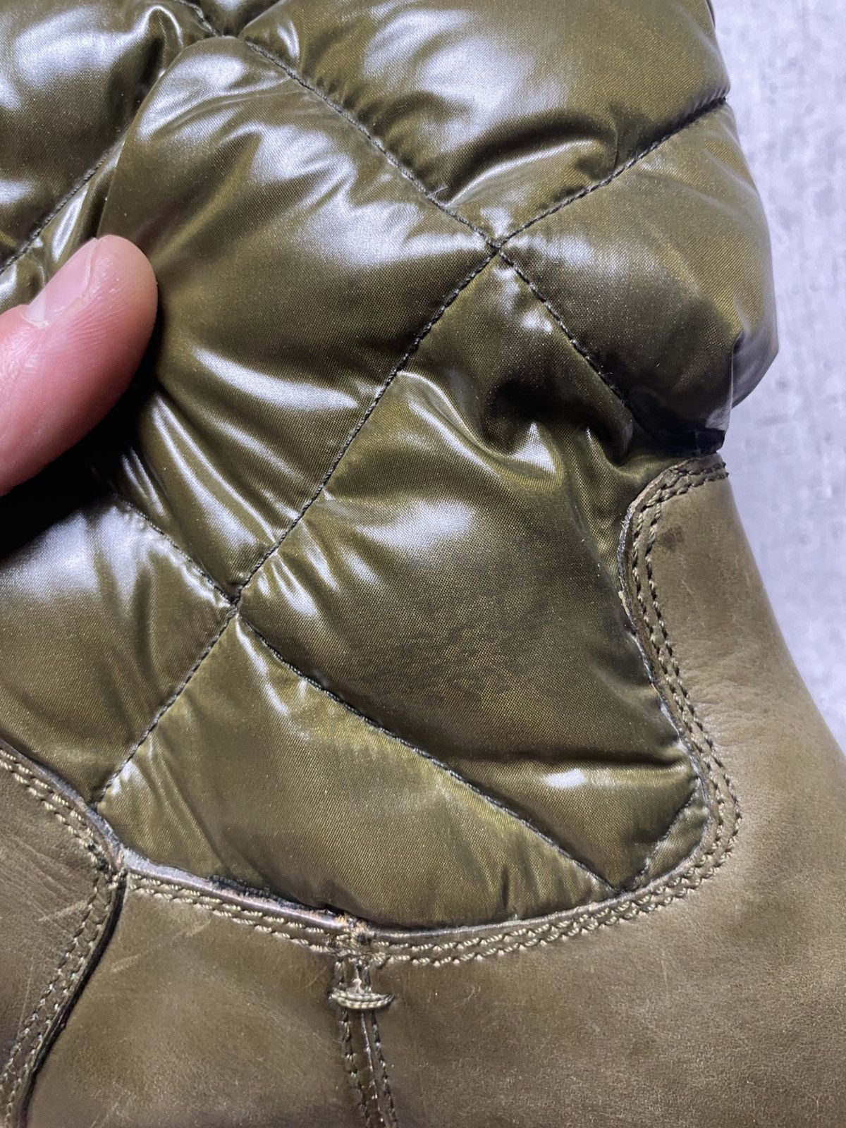 Moncler Vintage Moncler Puffer Boots Size US 8 / IT 38 - 17 Thumbnail