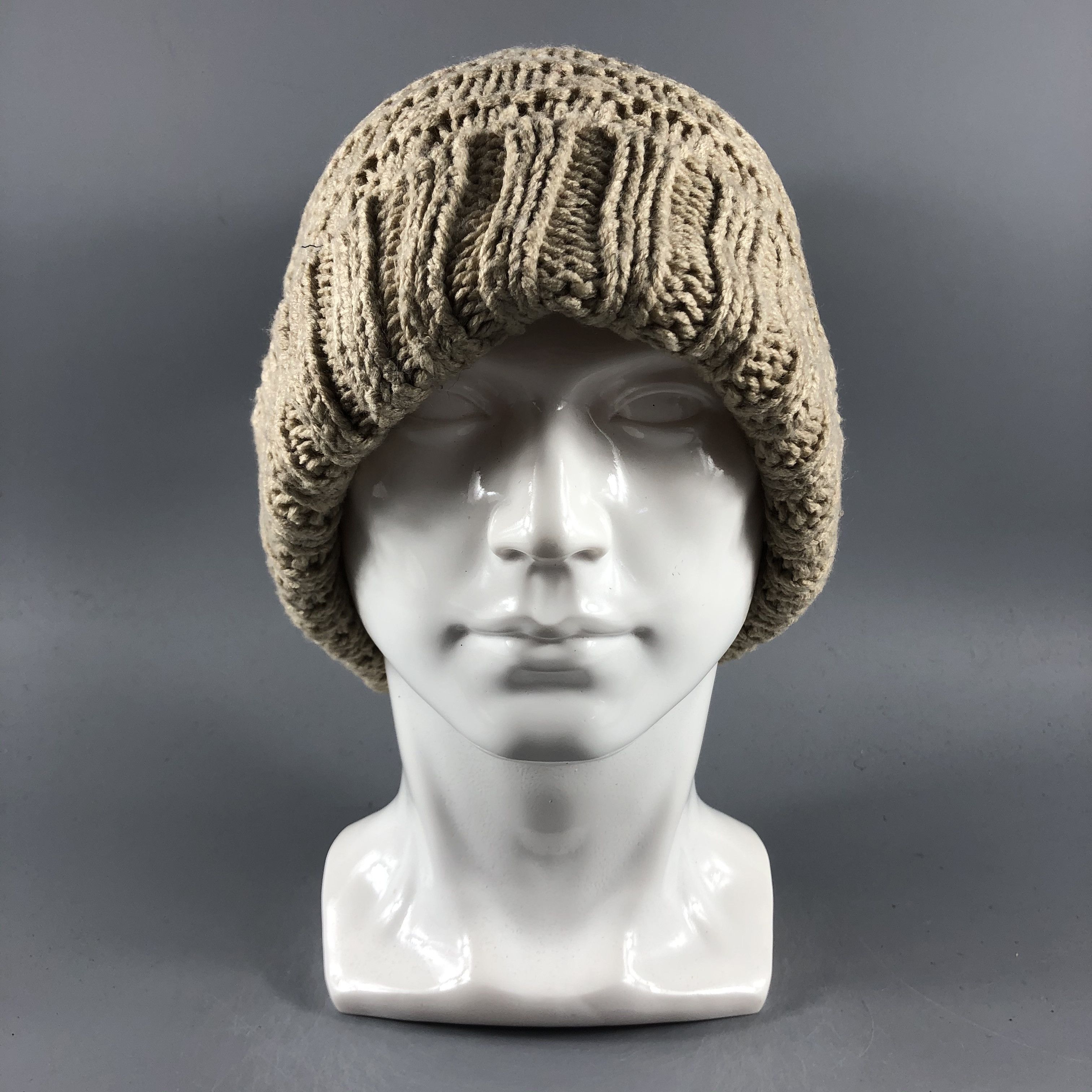 Ellesse × Vintage Ellesse Knit Bobble Beanie Snow Hat Snow Cap -D158 Size ONE SIZE - 1 Thumbnail