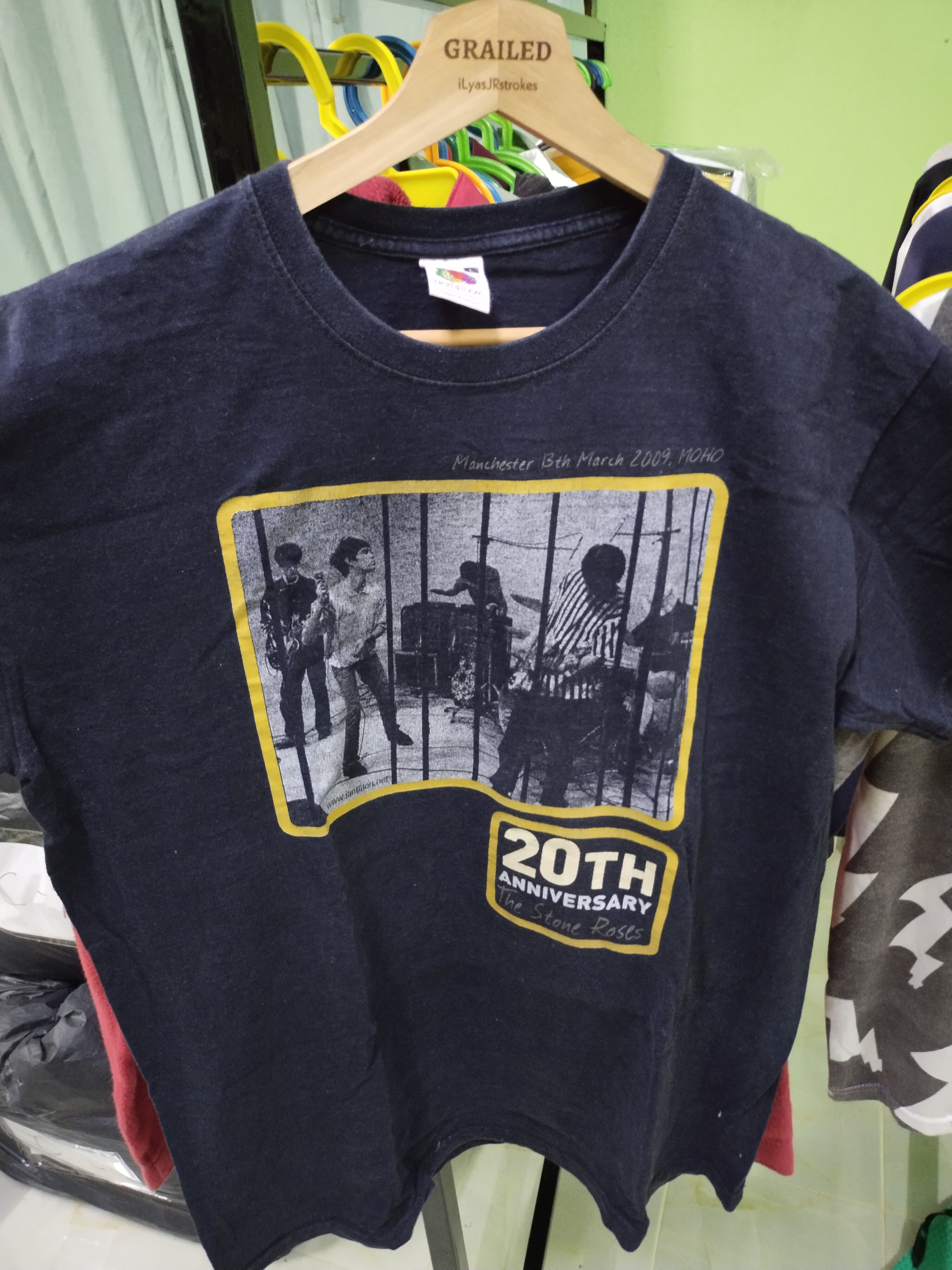 Band Tees Vintage The Stone Roses 20th Anniversary T Shirt Rare Size US L / EU 52-54 / 3 - 4 Thumbnail